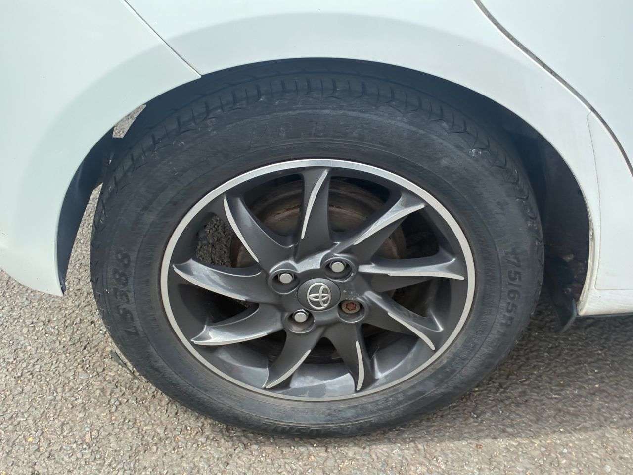 2012 TOYOTA YARIS 2012 TOYOTA YARIS