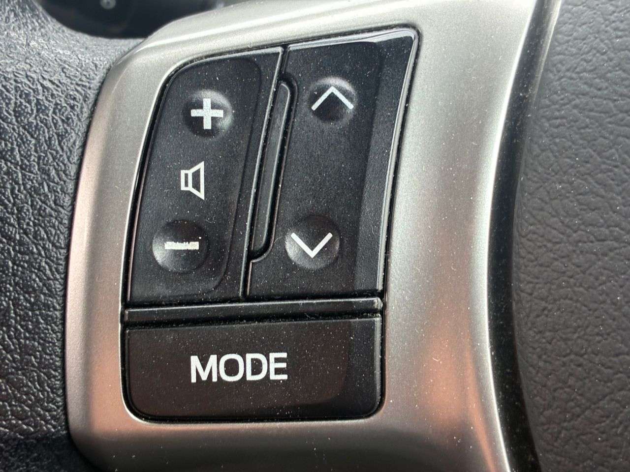 2012 TOYOTA YARIS 2012 TOYOTA YARIS