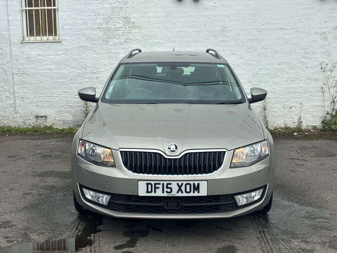 A 2015 SKODA OCTAVIA 1.6 TDI SE L Estate 5dr Diesel DSG Euro 6 (s/s) (110 ps) 2 OWNERS FROM NEW, A 2015 SKODA OCTAVIA 1.6 TDI SE L Estate 5dr Diesel DSG Euro 6 (s/s) (110 ps) 2 OWNERS FROM NEW,