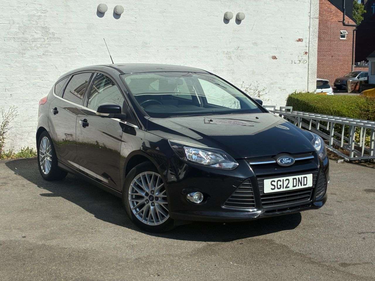 A 2012 FORD FOCUS 1.6 Zetec Hatchback 5dr Petrol Manual Euro 5 (105 ps) BELOW AVERAGE MILEAGE A 2012 FORD FOCUS 1.6 Zetec Hatchback 5dr Petrol Manual Euro 5 (105 ps) BELOW AVERAGE MILEAGE