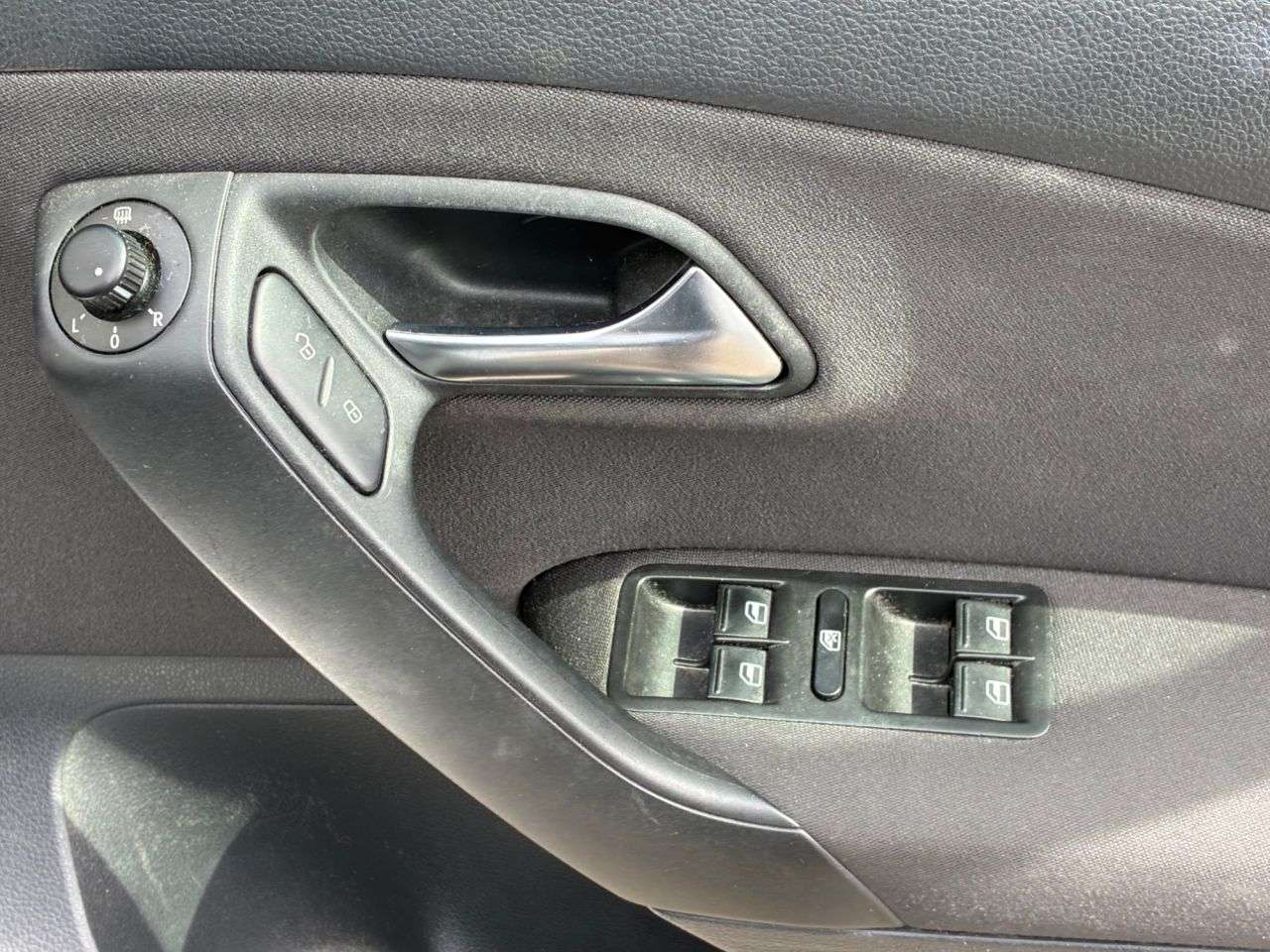 2011 VOLKSWAGEN POLO 2011 VOLKSWAGEN POLO