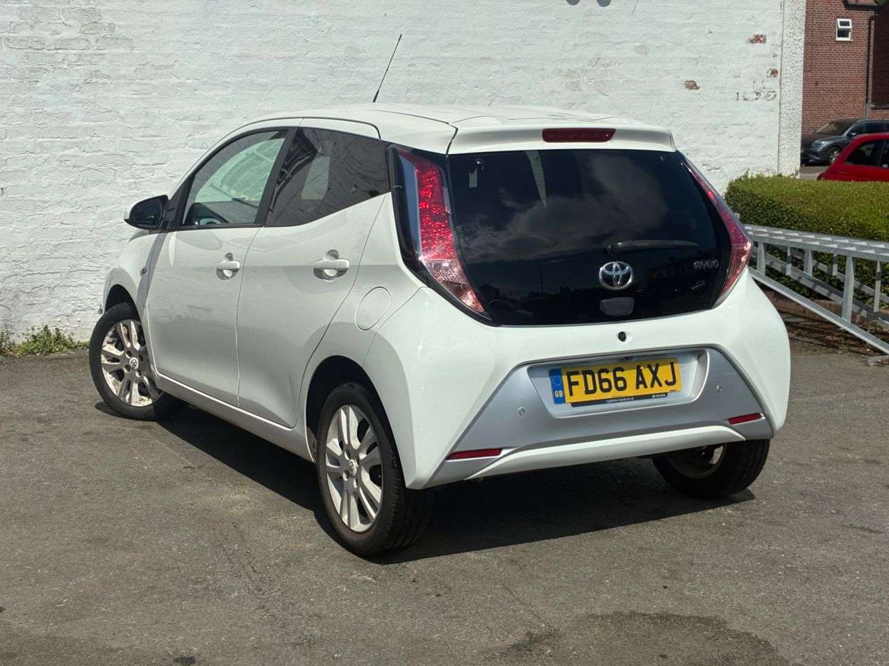 2017 TOYOTA AYGO 2017 TOYOTA AYGO