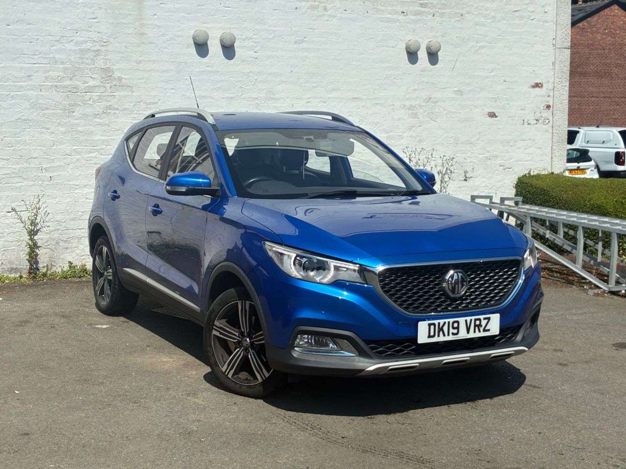 A 2019 MG MG ZS 1.0 T-GDI Exclusive SUV 5dr Petrol Auto Euro 6 (111 ps) COMPREHENSIVE MG HI A 2019 MG MG ZS 1.0 T-GDI Exclusive SUV 5dr Petrol Auto Euro 6 (111 ps) COMPREHENSIVE MG HI