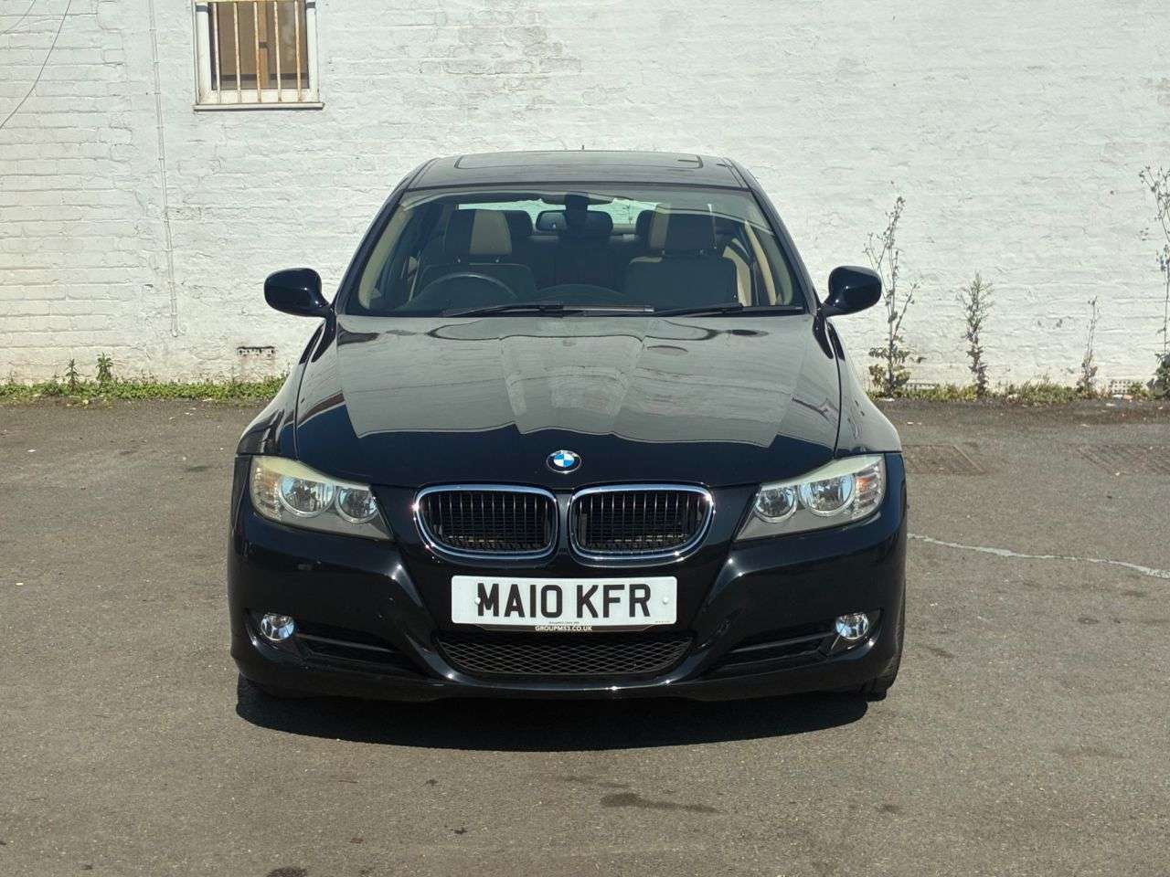 A 2010 BMW 3 SERIES 2.0 318i SE Business Edition Saloon 4dr Petrol Manual Euro 5 (143 ps) COMPR A 2010 BMW 3 SERIES 2.0 318i SE Business Edition Saloon 4dr Petrol Manual Euro 5 (143 ps) COMPR