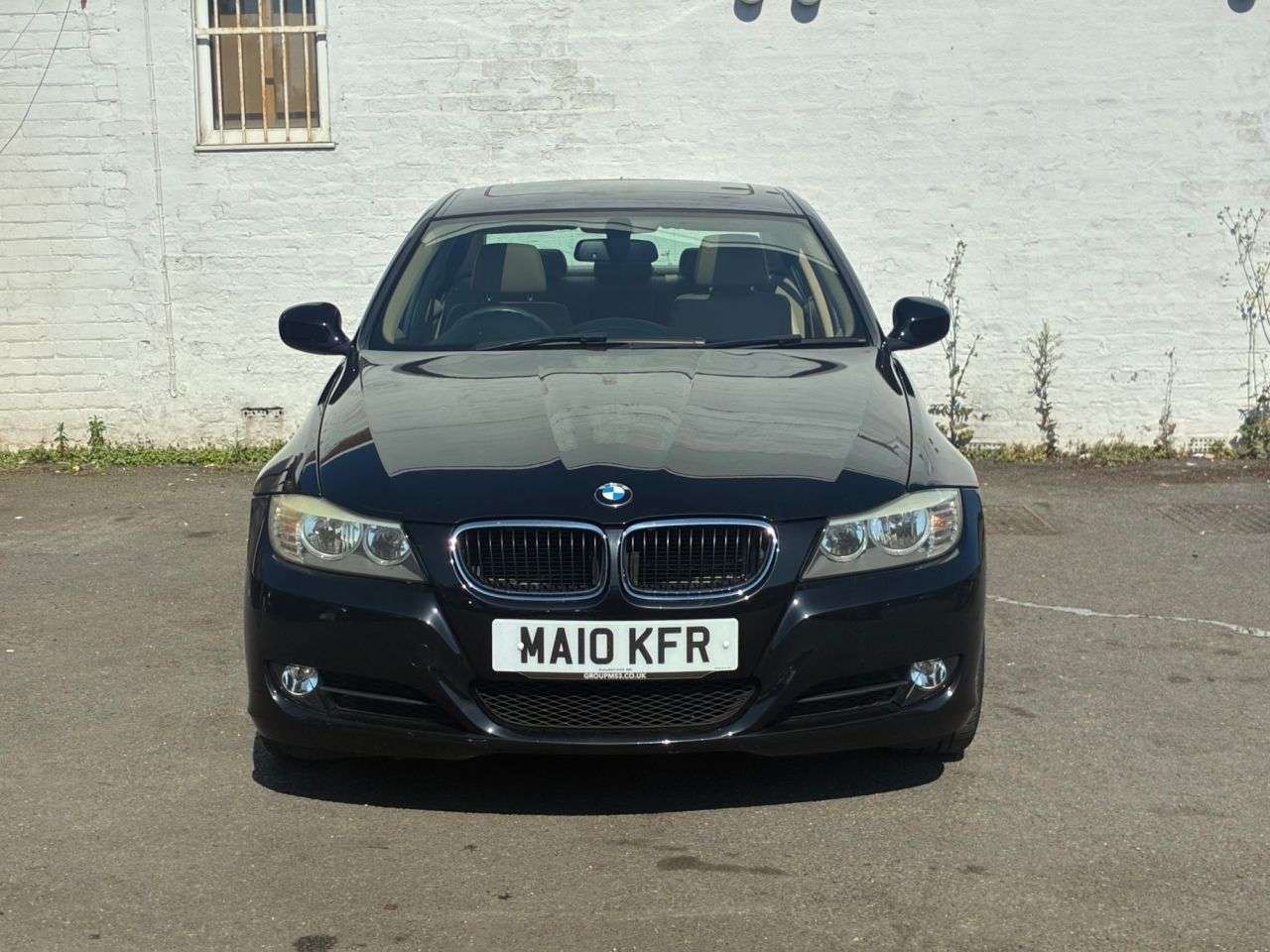 A 2010 BMW 3 SERIES 2.0 318i SE Business Edition Saloon 4dr Petrol Manual Euro 5 (143 ps) COMPR A 2010 BMW 3 SERIES 2.0 318i SE Business Edition Saloon 4dr Petrol Manual Euro 5 (143 ps) COMPR