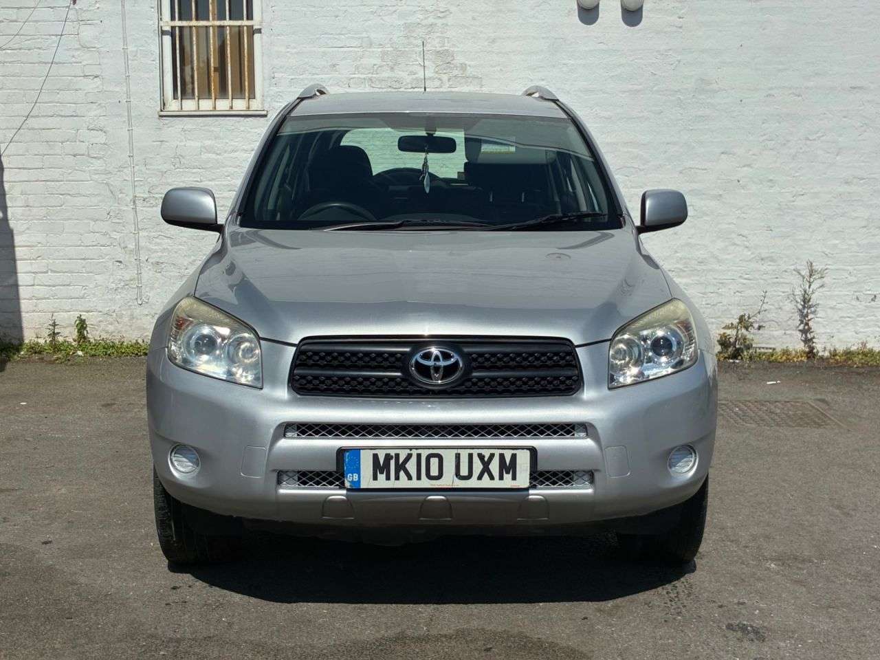 A 2010 TOYOTA RAV4 2l 5dr 150 BHP FANTASTIC SUV A 2010 TOYOTA RAV4 2l 5dr 150 BHP FANTASTIC SUV