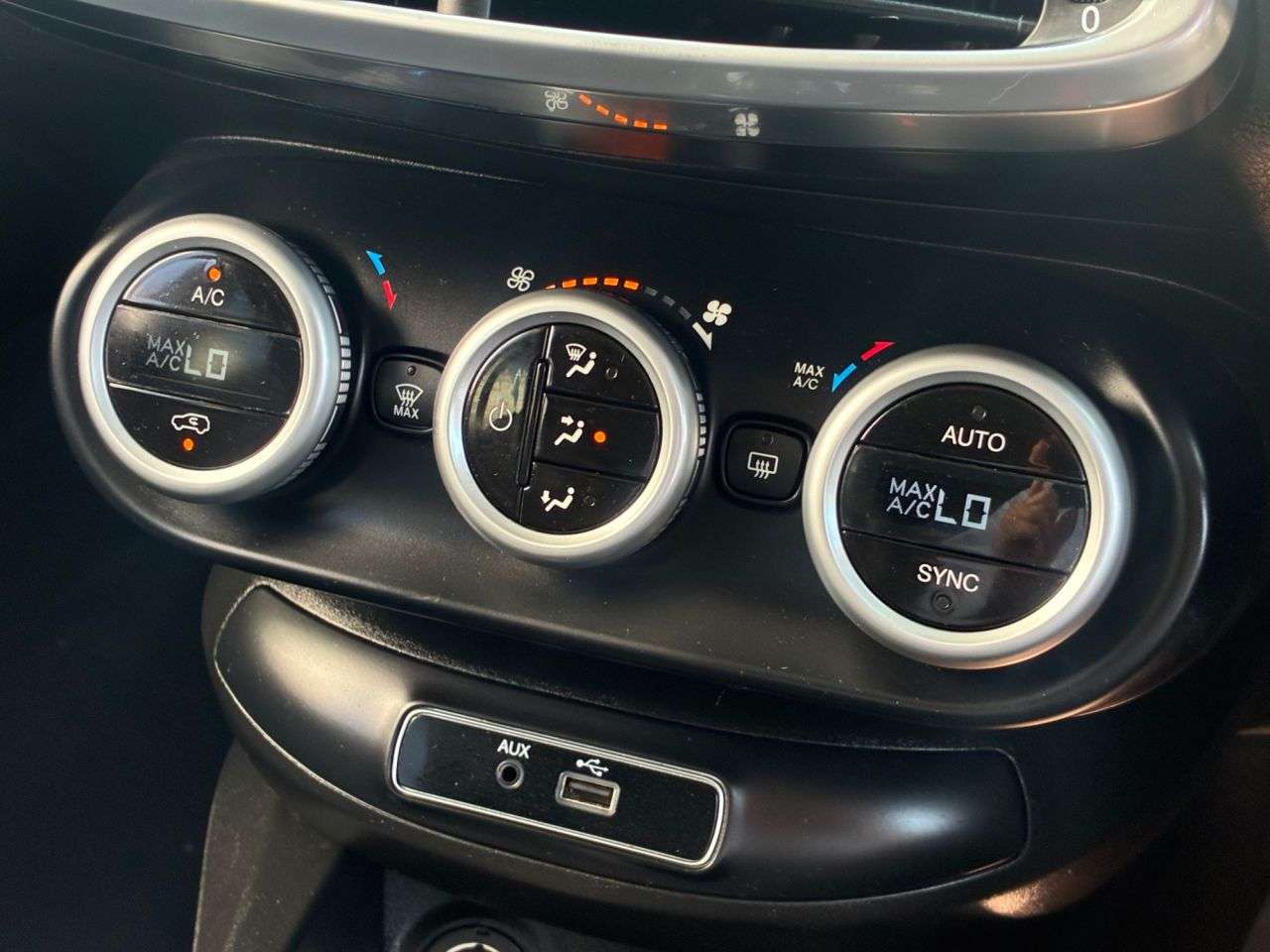 2017 FIAT 500X 2017 FIAT 500X