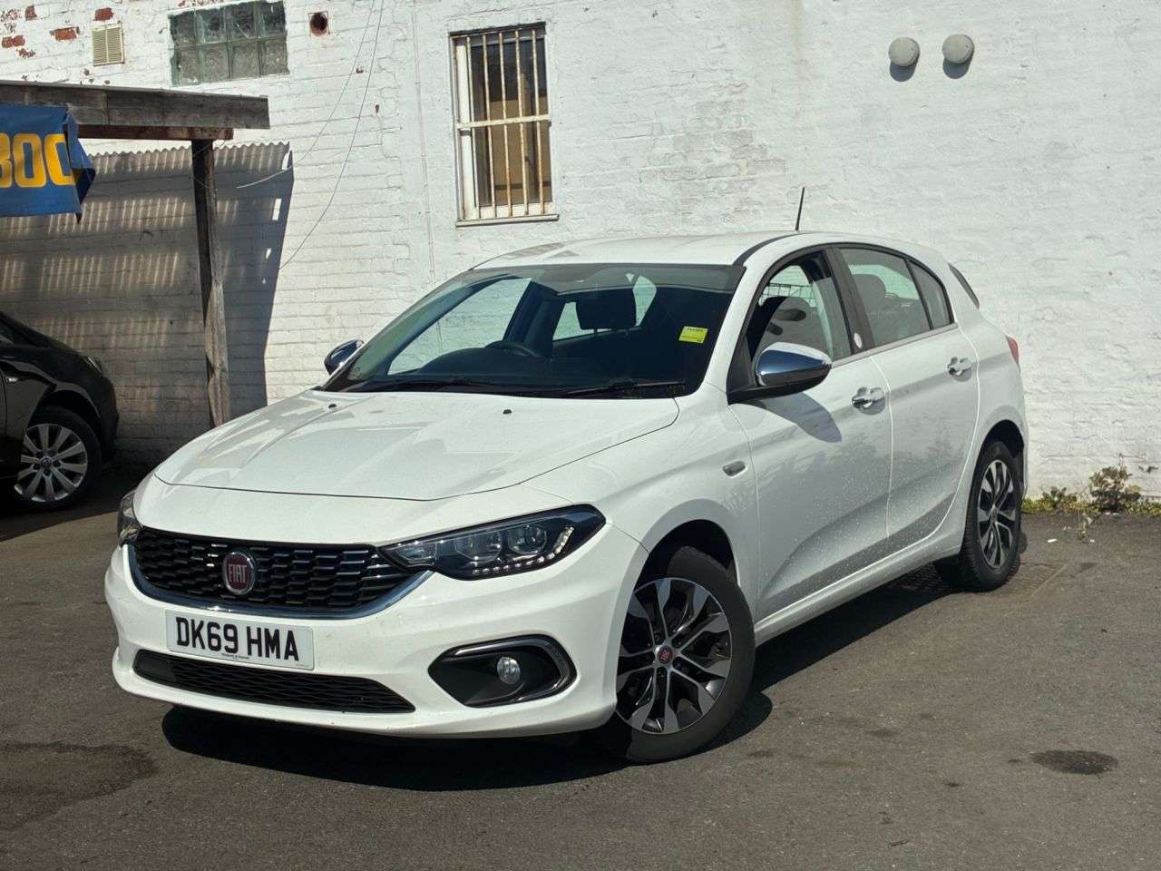 A 2019 FIAT TIPO 1.4 MPI Mirror Hatchback 5dr Petrol Manual Euro 6 (s/s) (95 ps) 2 KEYS,PARK A 2019 FIAT TIPO 1.4 MPI Mirror Hatchback 5dr Petrol Manual Euro 6 (s/s) (95 ps) 2 KEYS,PARK