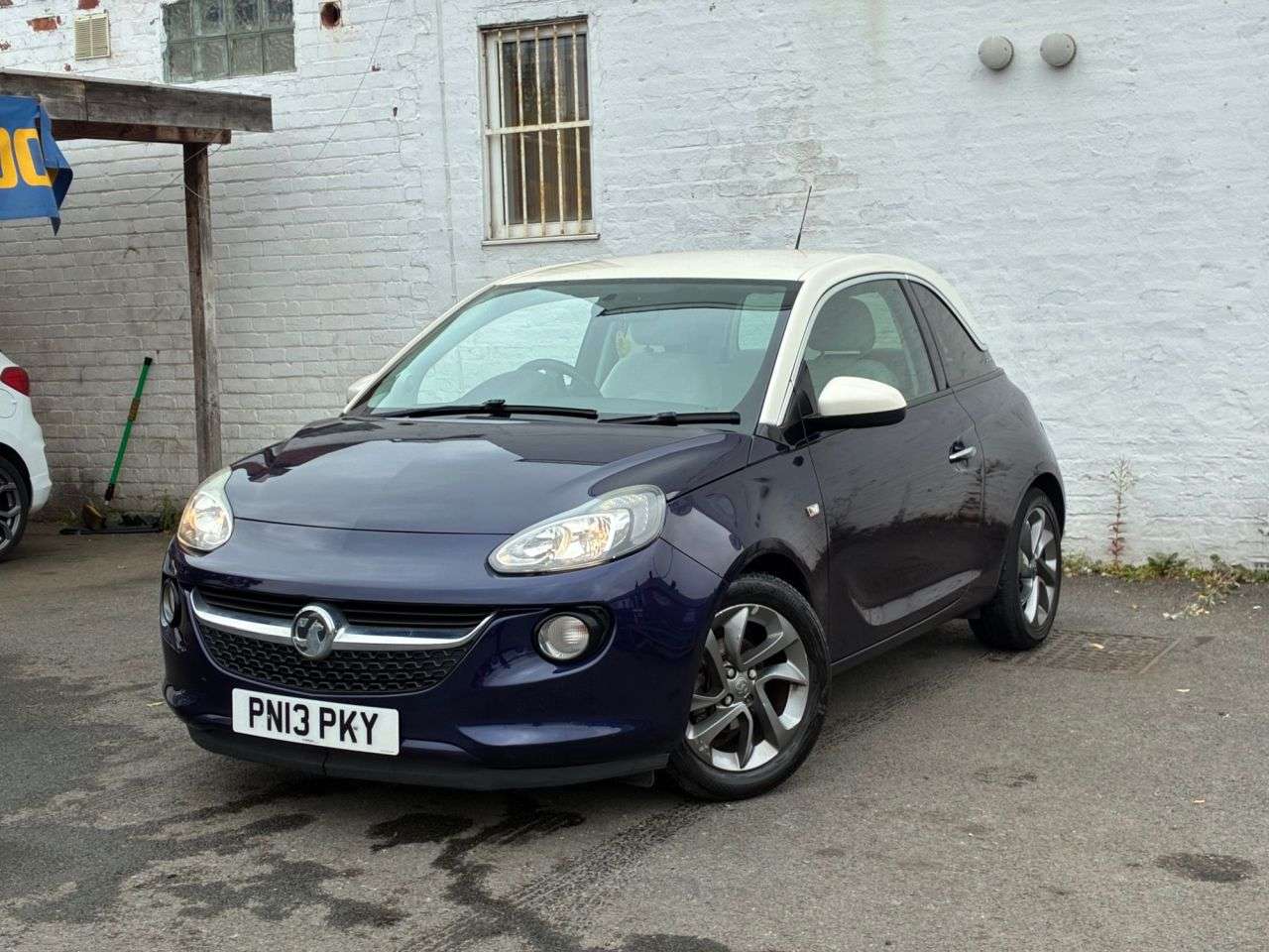 A 2013 VAUXHALL ADAM 1.2 16v JAM Hatchback 3dr Petrol Manual Euro 5 (70 ps) AIR CON, LOW RUNNING A 2013 VAUXHALL ADAM 1.2 16v JAM Hatchback 3dr Petrol Manual Euro 5 (70 ps) AIR CON, LOW RUNNING