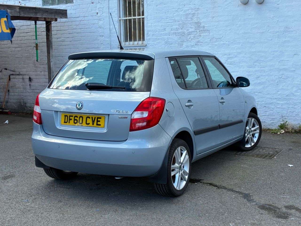 2011 SKODA FABIA 2011 SKODA FABIA