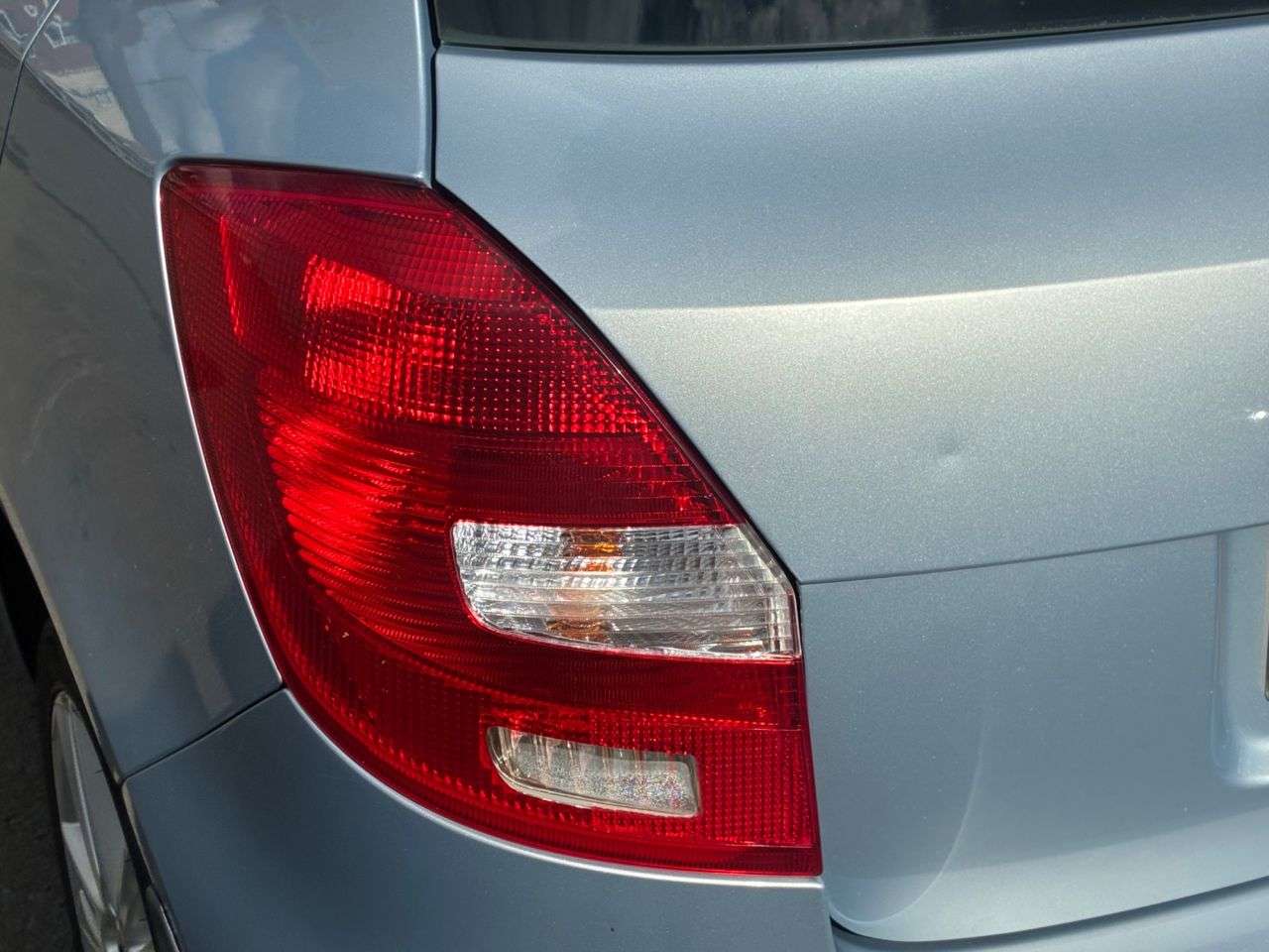 2011 SKODA FABIA 2011 SKODA FABIA