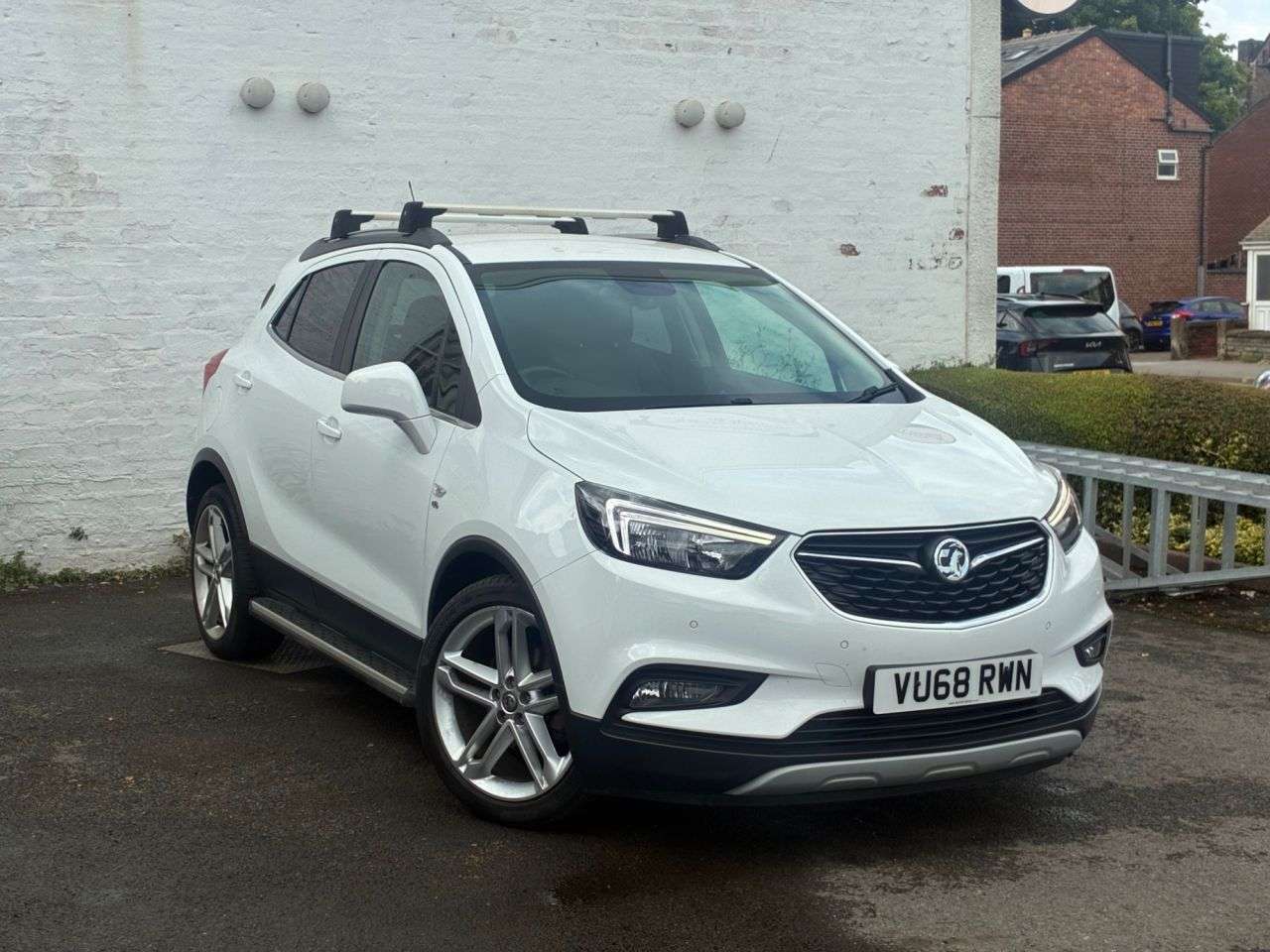 A 2018 VAUXHALL MOKKA X 1.4i Turbo Elite Nav SUV 5dr Petrol Auto Euro 6 (140 ps) MAIN DEALER SERVIC A 2018 VAUXHALL MOKKA X 1.4i Turbo Elite Nav SUV 5dr Petrol Auto Euro 6 (140 ps) MAIN DEALER SERVIC
