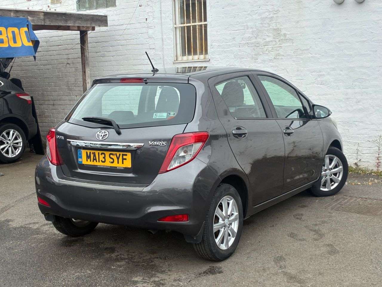 2013 TOYOTA YARIS 2013 TOYOTA YARIS