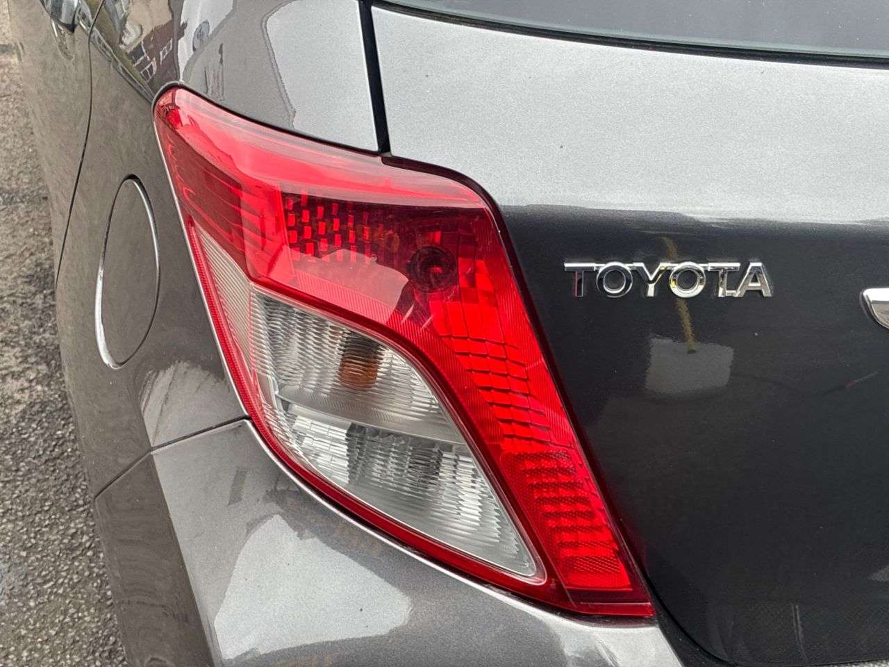 2013 TOYOTA YARIS 2013 TOYOTA YARIS