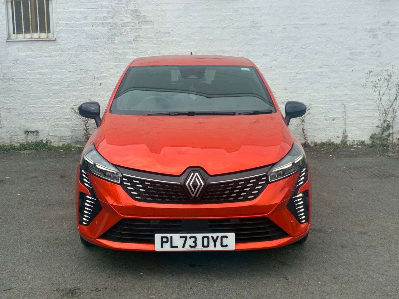 A 2023 RENAULT CLIO 1.6 E-TECH techno Hatchback 5dr Petrol Hybrid Auto Euro 6 (s/s) (145 ps) ON A 2023 RENAULT CLIO 1.6 E-TECH techno Hatchback 5dr Petrol Hybrid Auto Euro 6 (s/s) (145 ps) ON