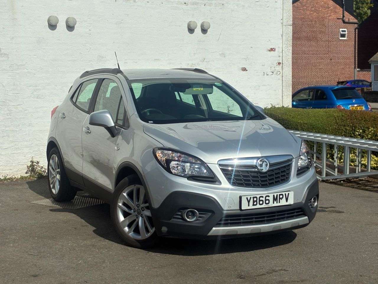 A 2016 VAUXHALL MOKKA 1.6i Exclusiv SUV 5dr Petrol Manual 2WD Euro 6 (s/s) (115 ps) GREAT FAMILY A 2016 VAUXHALL MOKKA 1.6i Exclusiv SUV 5dr Petrol Manual 2WD Euro 6 (s/s) (115 ps) GREAT FAMILY