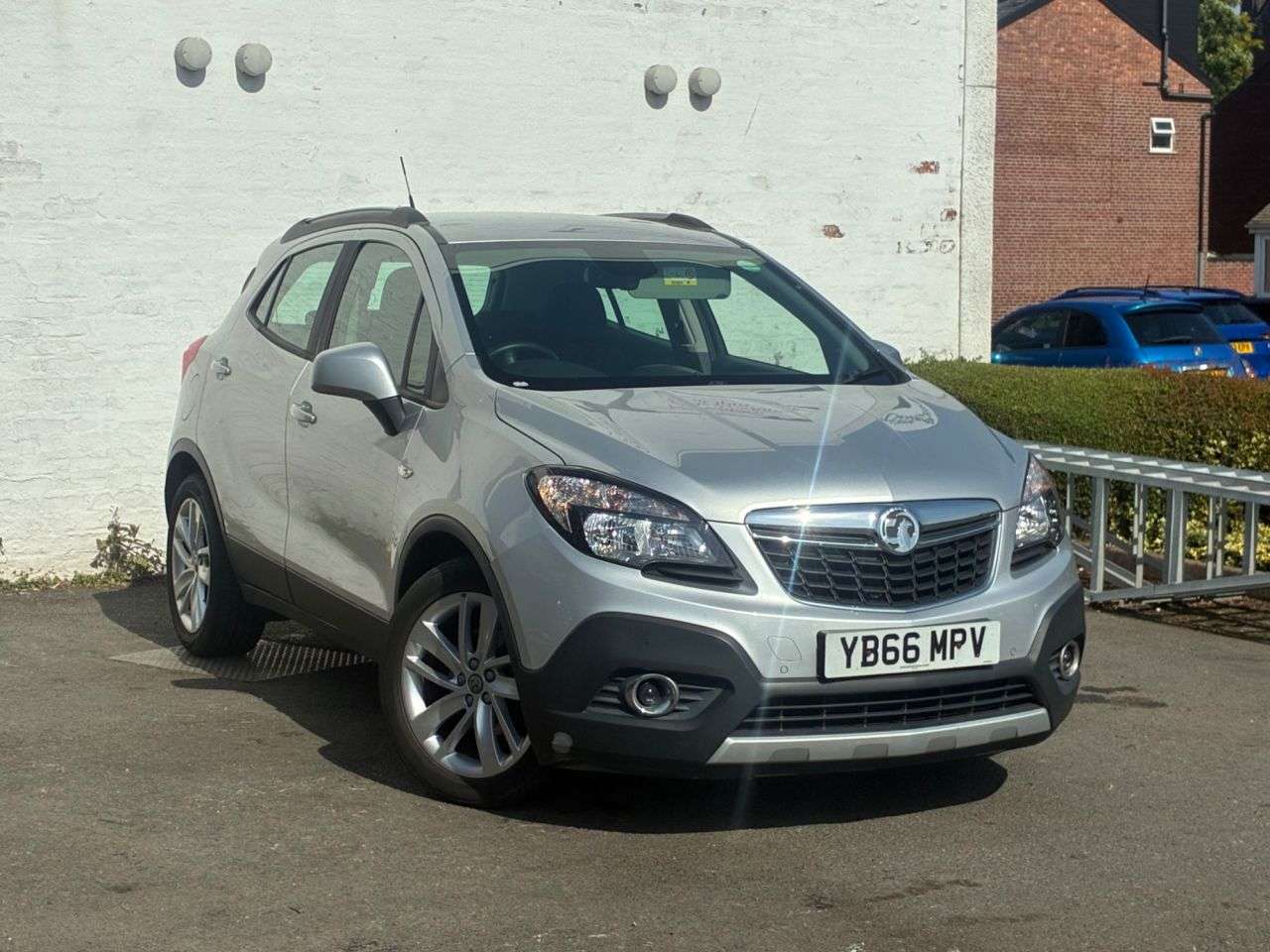 A 2016 VAUXHALL MOKKA 1.6i Exclusiv SUV 5dr Petrol Manual 2WD Euro 6 (s/s) (115 ps) GREAT FAMILY A 2016 VAUXHALL MOKKA 1.6i Exclusiv SUV 5dr Petrol Manual 2WD Euro 6 (s/s) (115 ps) GREAT FAMILY