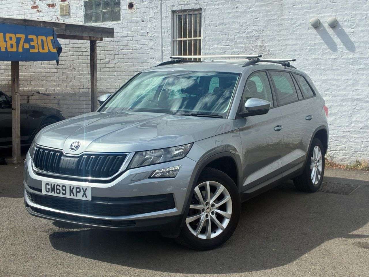 A 2020 SKODA KODIAQ 2.0 TDI SE SUV 5dr Diesel DSG 4WD Euro 6 (s/s) (7 Seat) (150 ps) LOW MILEAG A 2020 SKODA KODIAQ 2.0 TDI SE SUV 5dr Diesel DSG 4WD Euro 6 (s/s) (7 Seat) (150 ps) LOW MILEAG