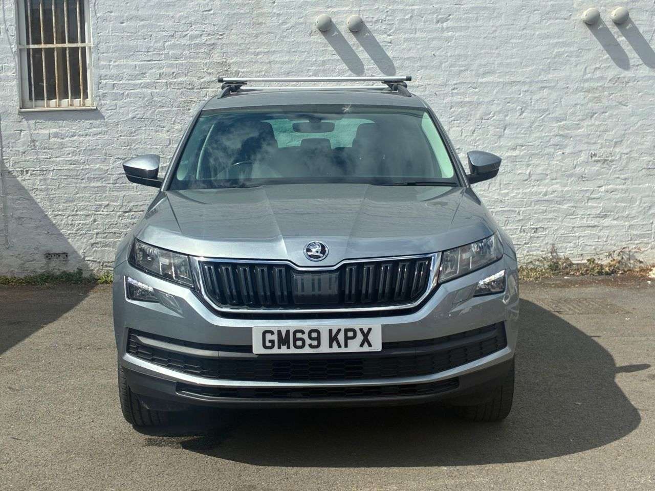 A 2020 SKODA KODIAQ 2.0 TDI SE SUV 5dr Diesel DSG 4WD Euro 6 (s/s) (7 Seat) (150 ps) LOW MILEAG A 2020 SKODA KODIAQ 2.0 TDI SE SUV 5dr Diesel DSG 4WD Euro 6 (s/s) (7 Seat) (150 ps) LOW MILEAG