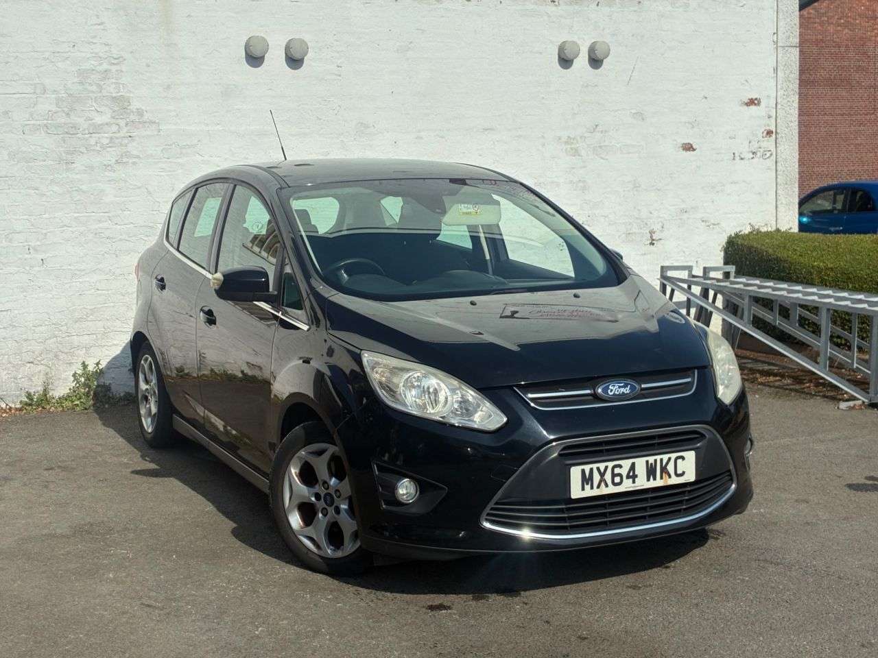 A 2014 FORD C-MAX 1.6 TDCi Zetec MPV 5dr Diesel Manual Euro 5 (115 ps) * 12 MONTHS AA BREAKDO A 2014 FORD C-MAX 1.6 TDCi Zetec MPV 5dr Diesel Manual Euro 5 (115 ps) * 12 MONTHS AA BREAKDO