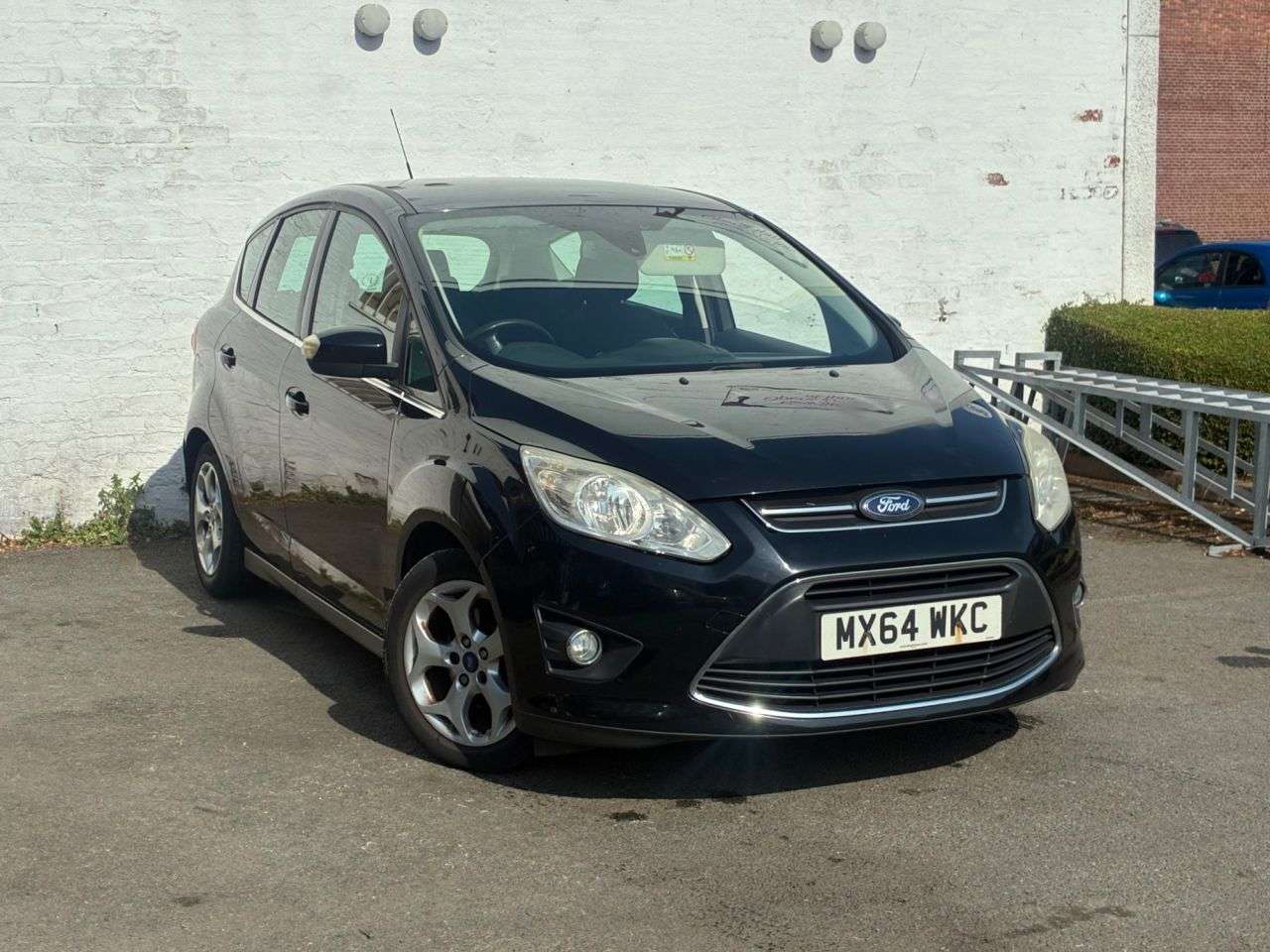 A 2014 FORD C-MAX 1.6 TDCi Zetec MPV 5dr Diesel Manual Euro 5 (115 ps) * 12 MONTHS AA BREAKDO A 2014 FORD C-MAX 1.6 TDCi Zetec MPV 5dr Diesel Manual Euro 5 (115 ps) * 12 MONTHS AA BREAKDO
