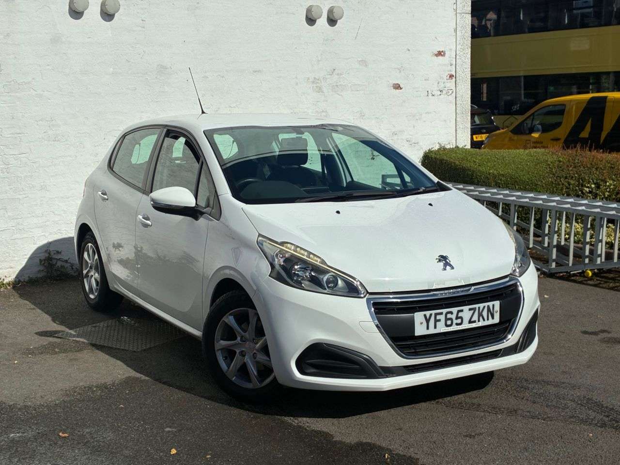 A 2015 PEUGEOT 208 1.2 PureTech Active Hatchback 5dr Petrol Manual Euro 6 (82 ps) SERVICE HIST A 2015 PEUGEOT 208 1.2 PureTech Active Hatchback 5dr Petrol Manual Euro 6 (82 ps) SERVICE HIST