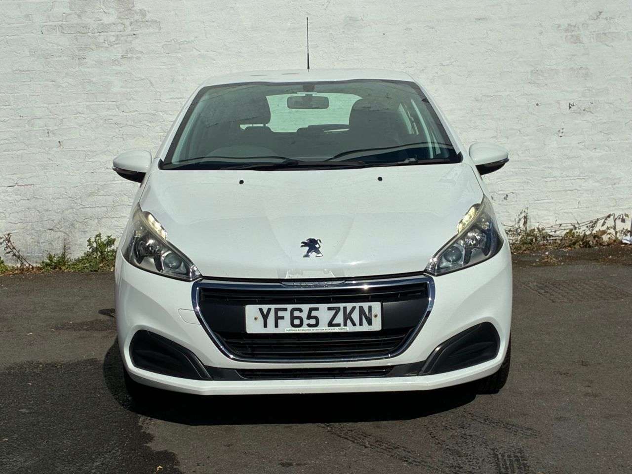 A 2015 PEUGEOT 208 1.2 PureTech Active Hatchback 5dr Petrol Manual Euro 6 (82 ps) SERVICE HIST A 2015 PEUGEOT 208 1.2 PureTech Active Hatchback 5dr Petrol Manual Euro 6 (82 ps) SERVICE HIST