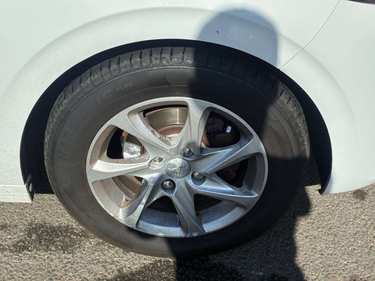 2015 PEUGEOT 208 2015 PEUGEOT 208
