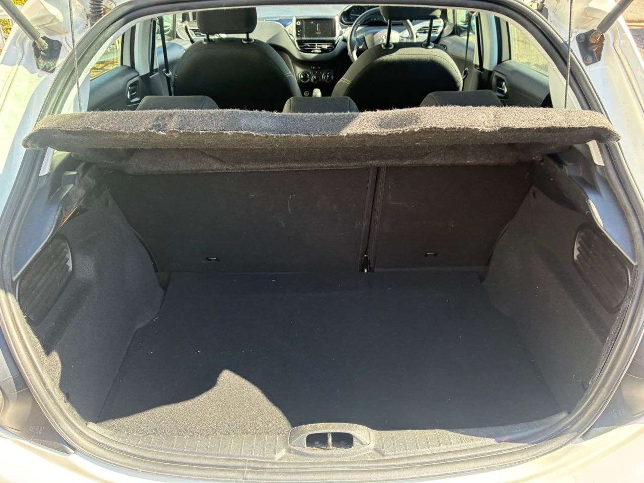 2015 PEUGEOT 208 2015 PEUGEOT 208