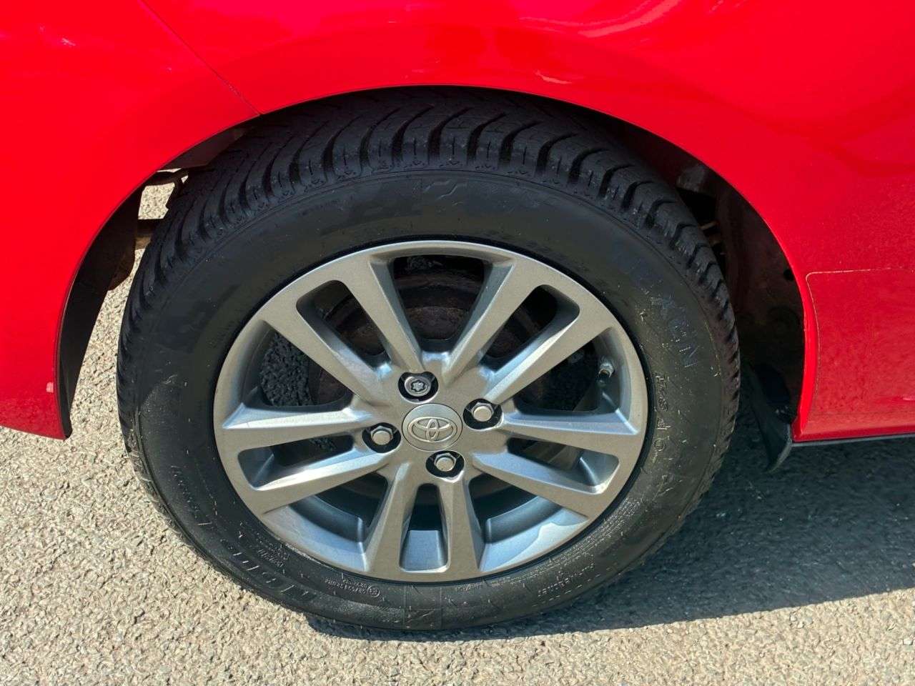 2015 TOYOTA YARIS 2015 TOYOTA YARIS