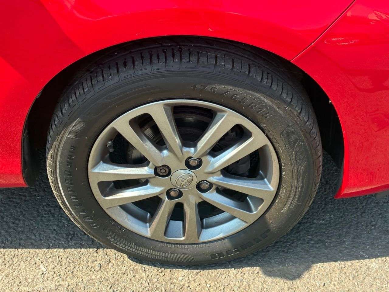 2015 TOYOTA YARIS 2015 TOYOTA YARIS