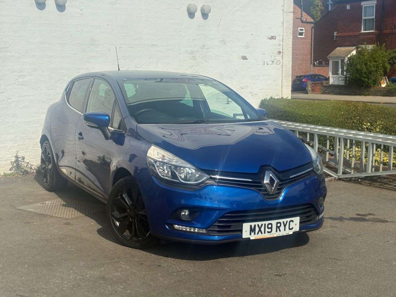 A 2019 RENAULT CLIO 0.9 TCe Iconic Hatchback 5dr Petrol Manual Euro 6 (s/s) (75 ps) MAIN DEALER A 2019 RENAULT CLIO 0.9 TCe Iconic Hatchback 5dr Petrol Manual Euro 6 (s/s) (75 ps) MAIN DEALER