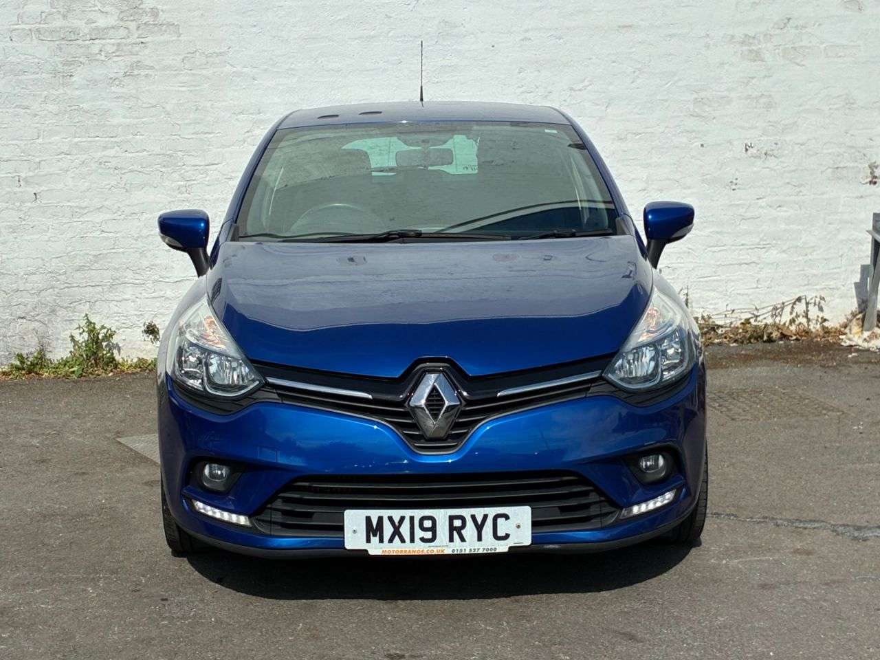 A 2019 RENAULT CLIO 0.9 TCe Iconic Hatchback 5dr Petrol Manual Euro 6 (s/s) (75 ps) MAIN DEALER A 2019 RENAULT CLIO 0.9 TCe Iconic Hatchback 5dr Petrol Manual Euro 6 (s/s) (75 ps) MAIN DEALER