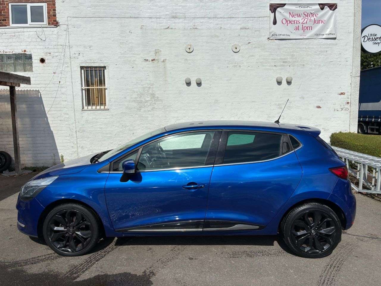 2019 RENAULT CLIO 2019 RENAULT CLIO