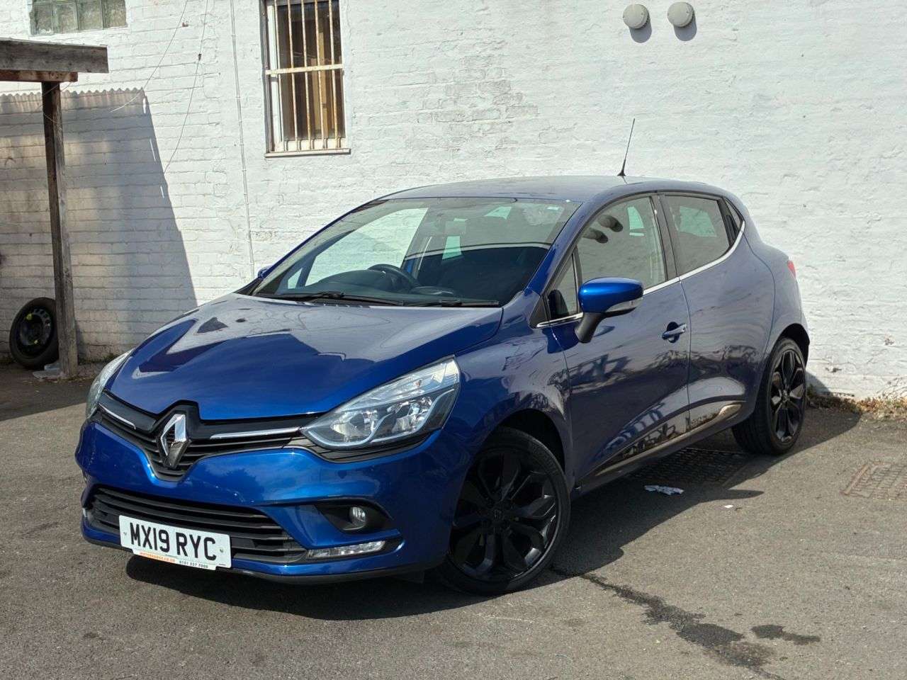 2019 RENAULT CLIO 2019 RENAULT CLIO