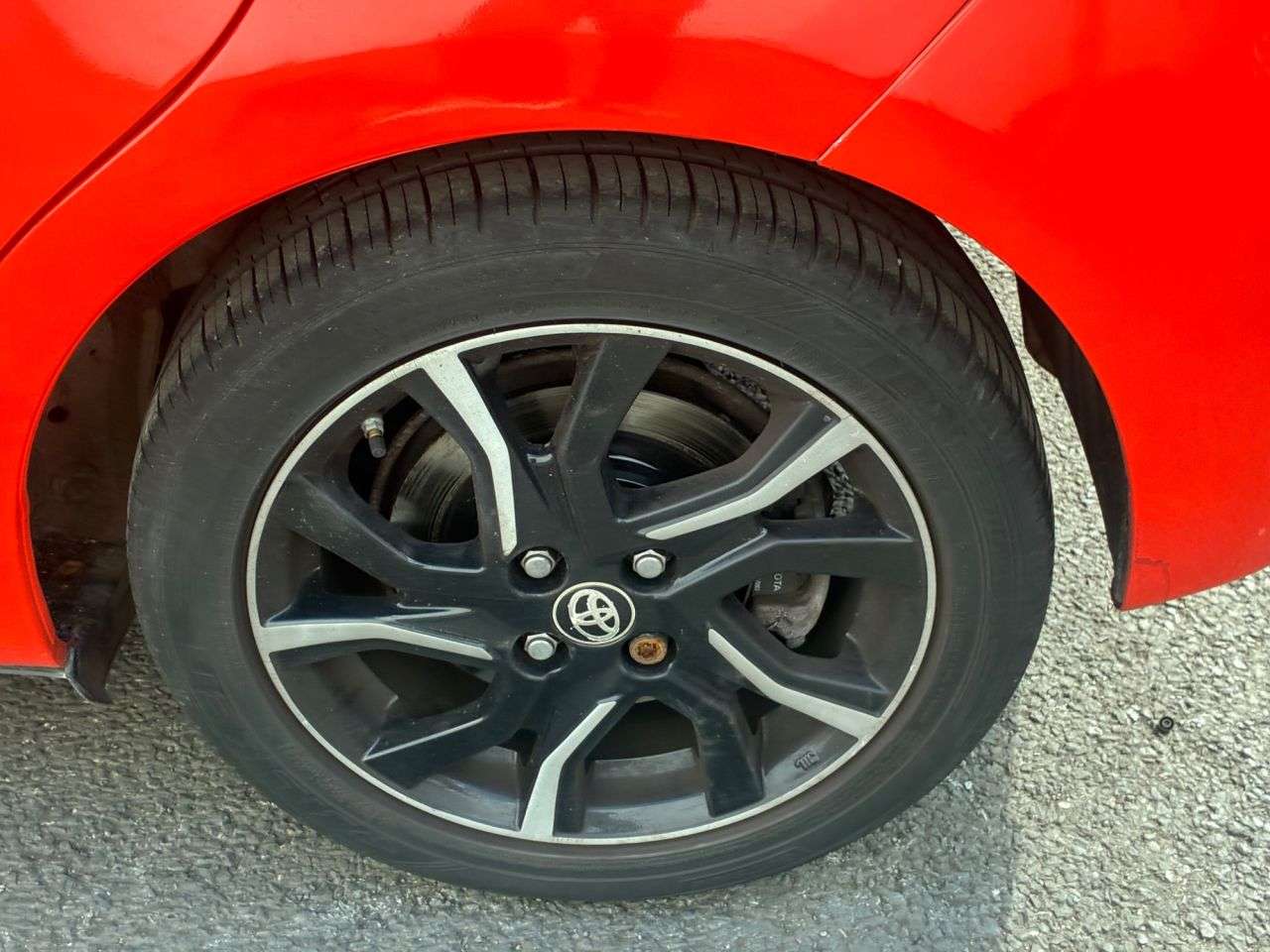 2016 TOYOTA YARIS 2016 TOYOTA YARIS