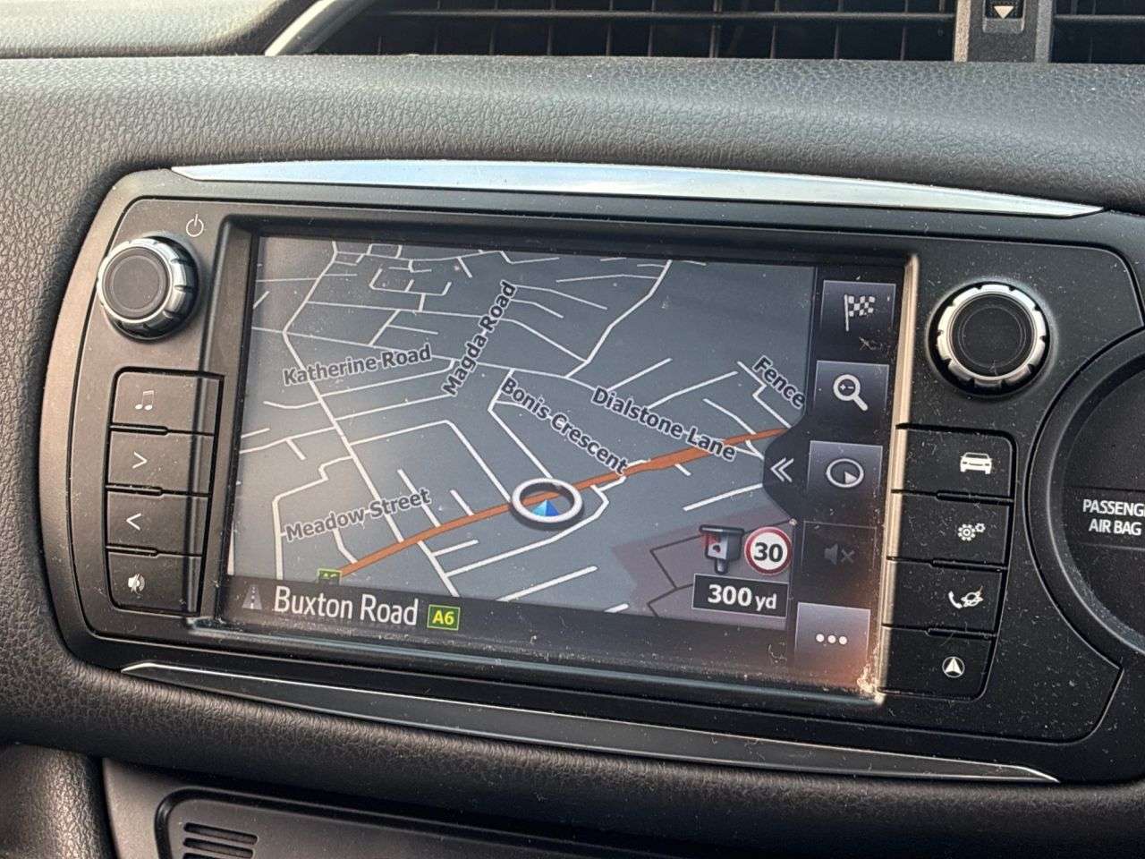 2016 TOYOTA YARIS 2016 TOYOTA YARIS