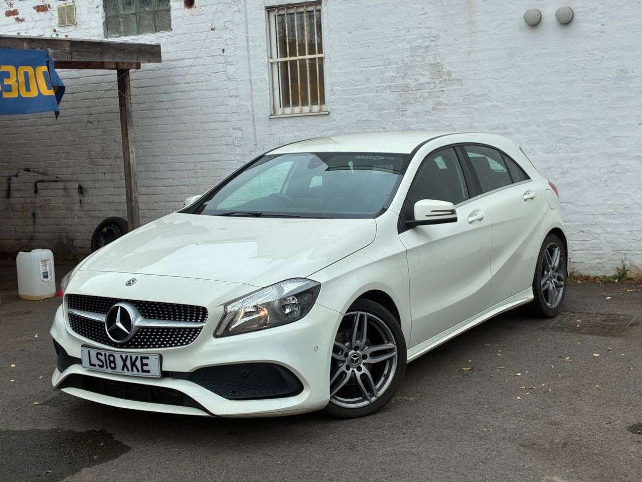 A 2018 MERCEDES-BENZ A CLASS 1.6 A160 AMG Line Hatchback 5dr Petrol Manual Euro 6 (s/s) (102 ps) 2 KEYS, A 2018 MERCEDES-BENZ A CLASS 1.6 A160 AMG Line Hatchback 5dr Petrol Manual Euro 6 (s/s) (102 ps) 2 KEYS,