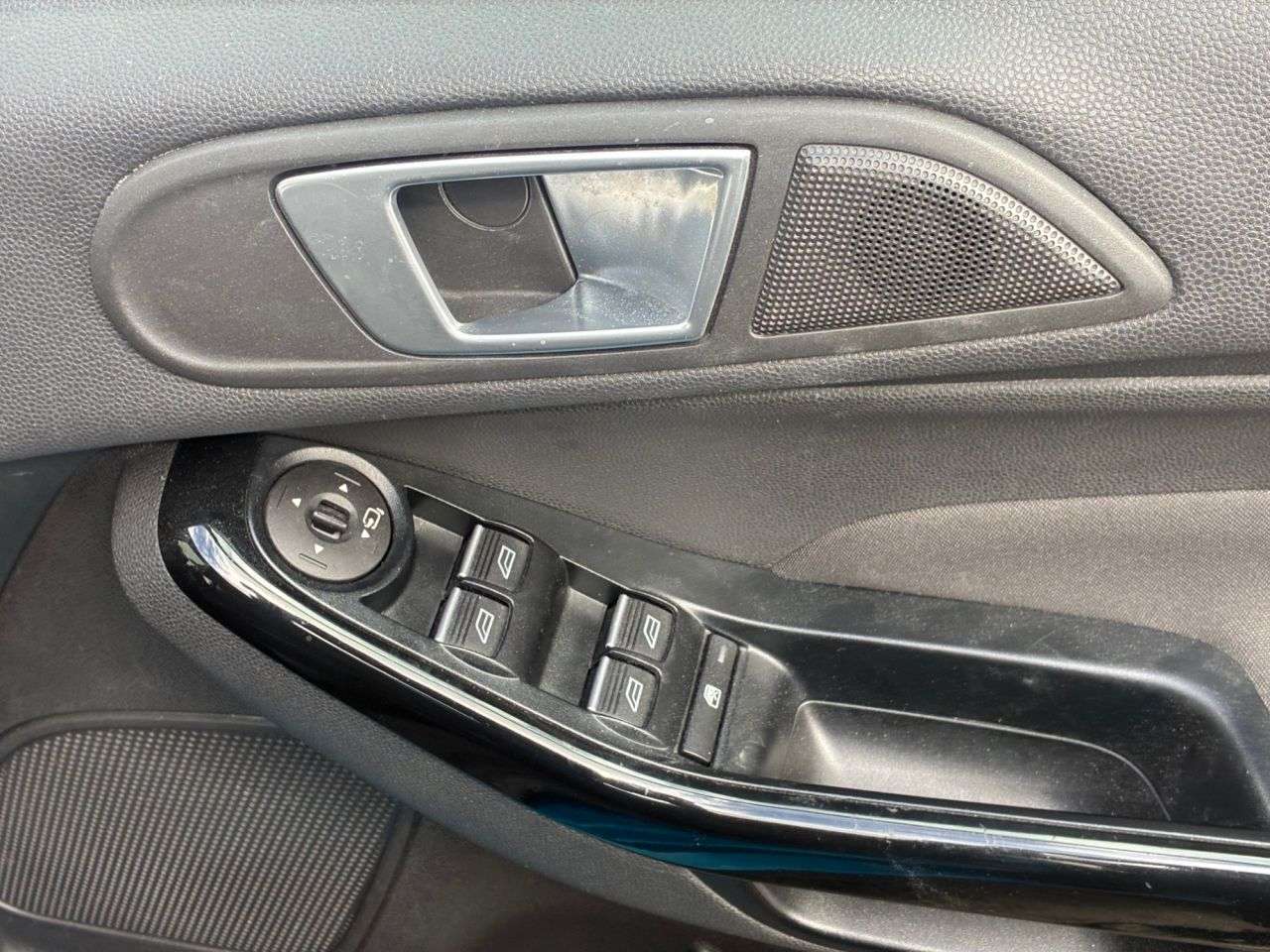 2016 FORD FIESTA 2016 FORD FIESTA