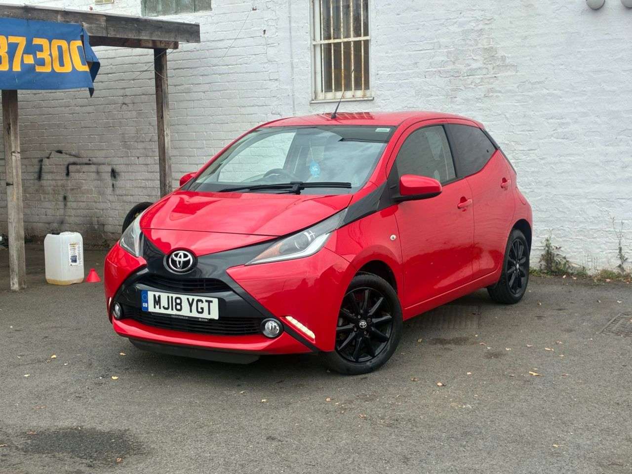 A 2018 TOYOTA AYGO 1.0 VVT-i x-style Hatchback 5dr Petrol Manual Euro 6 (68 ps) MOT UNTIL JUNE A 2018 TOYOTA AYGO 1.0 VVT-i x-style Hatchback 5dr Petrol Manual Euro 6 (68 ps) MOT UNTIL JUNE