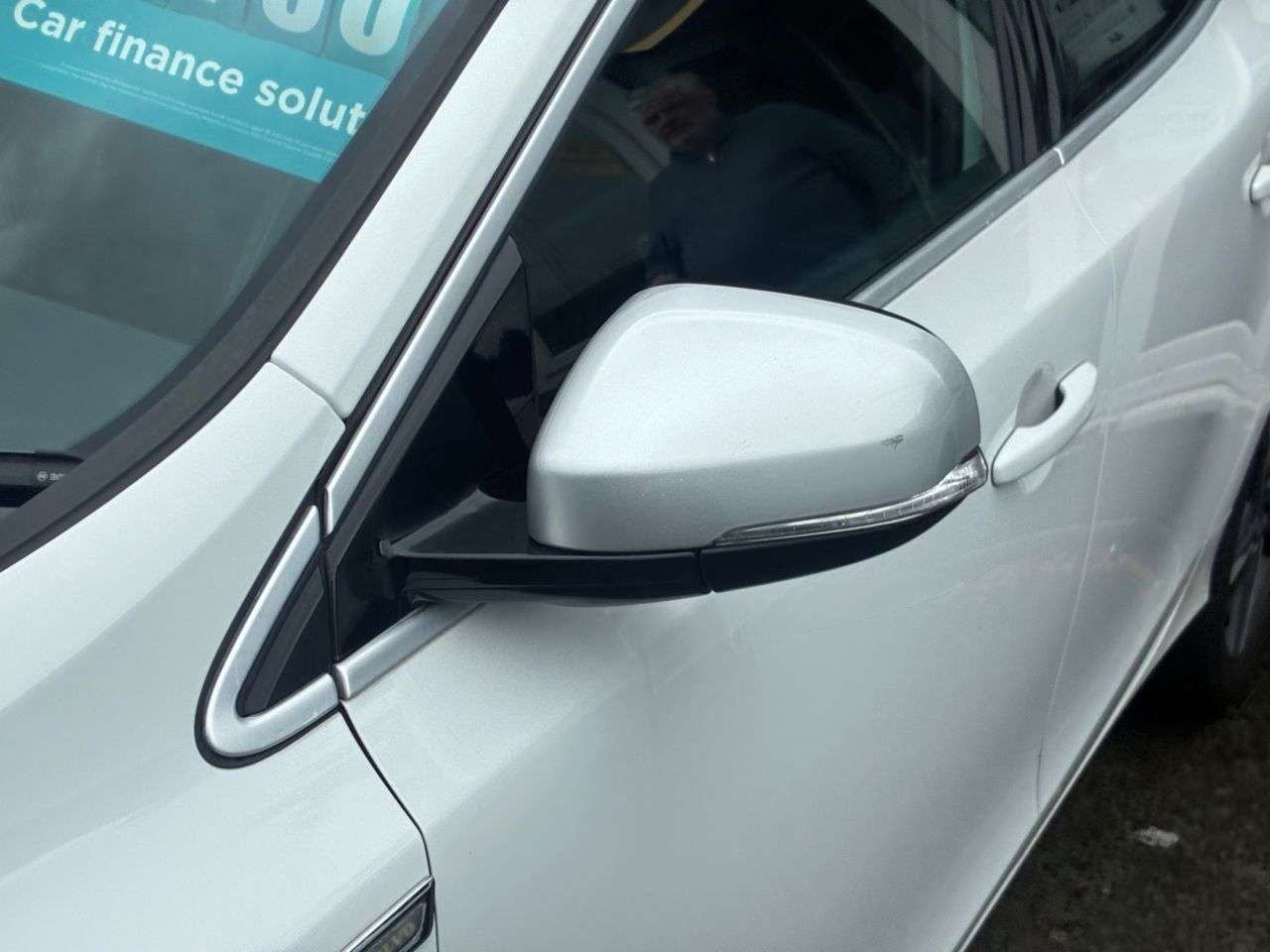 2015 VOLVO V40 2015 VOLVO V40
