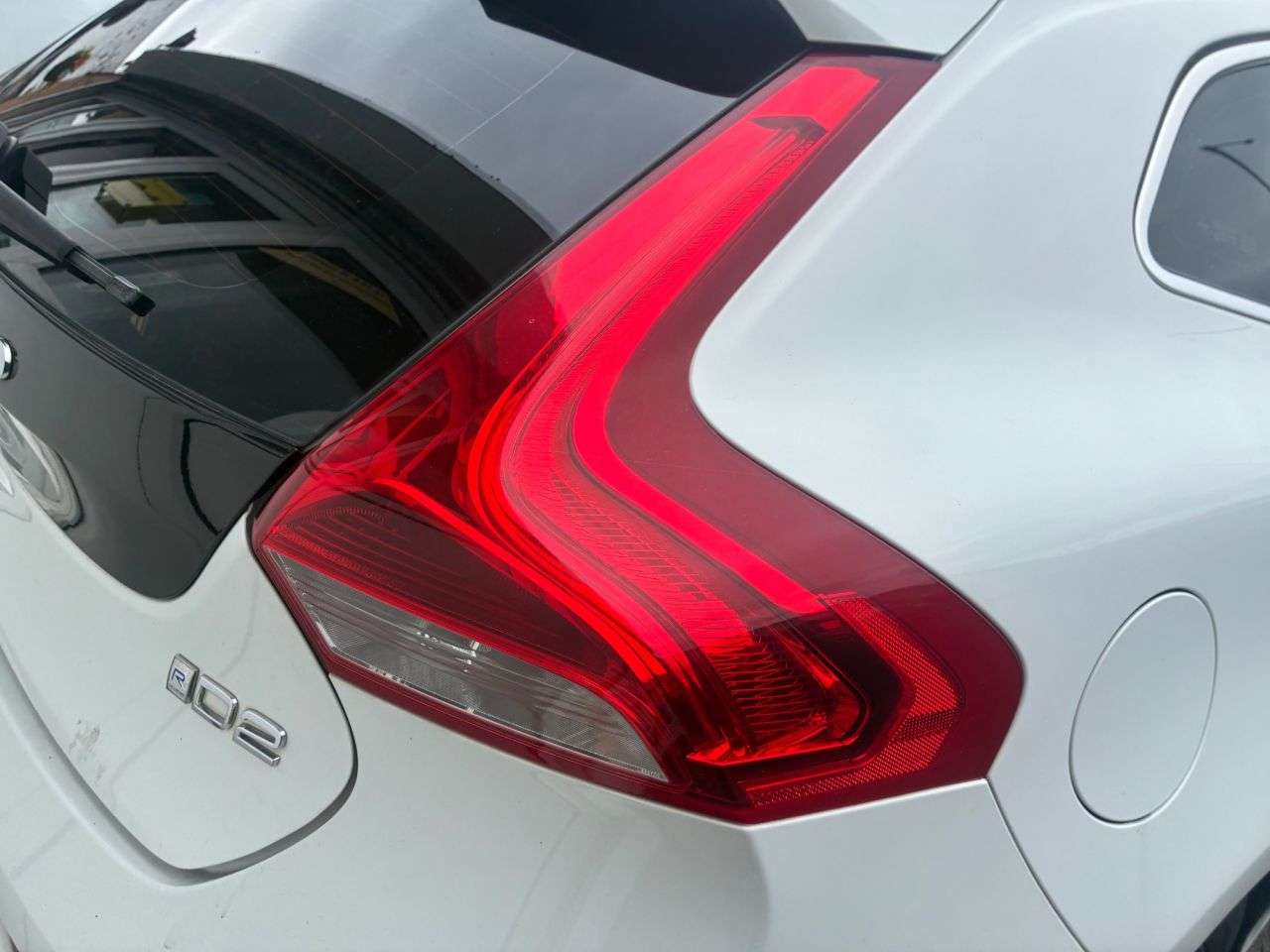 2015 VOLVO V40 2015 VOLVO V40