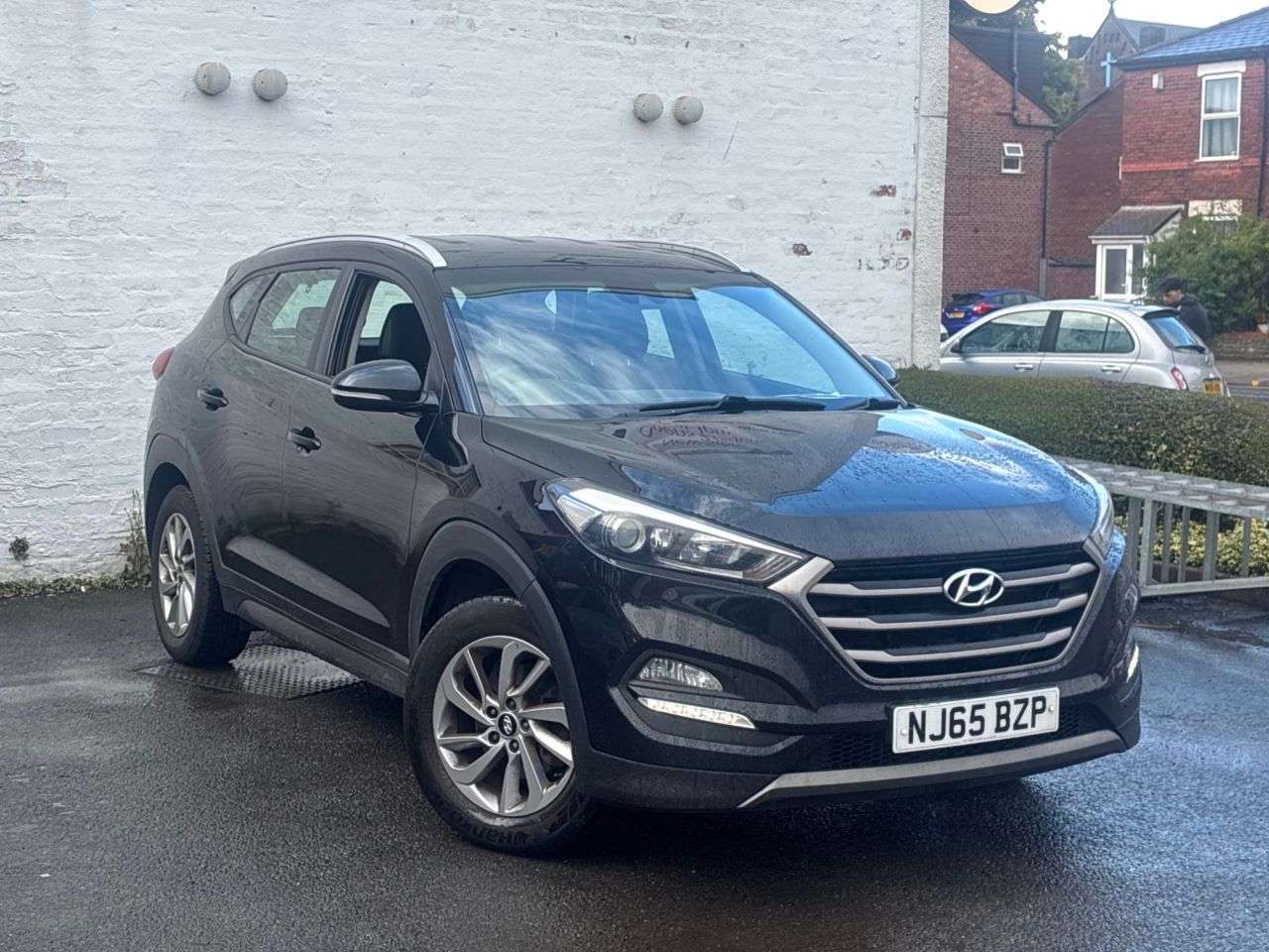 A 2015 HYUNDAI TUCSON 1.7 CRDi Blue Drive SE SUV 5dr Diesel Manual Euro 6 (s/s) (116 ps) MOT UNTI A 2015 HYUNDAI TUCSON 1.7 CRDi Blue Drive SE SUV 5dr Diesel Manual Euro 6 (s/s) (116 ps) MOT UNTI