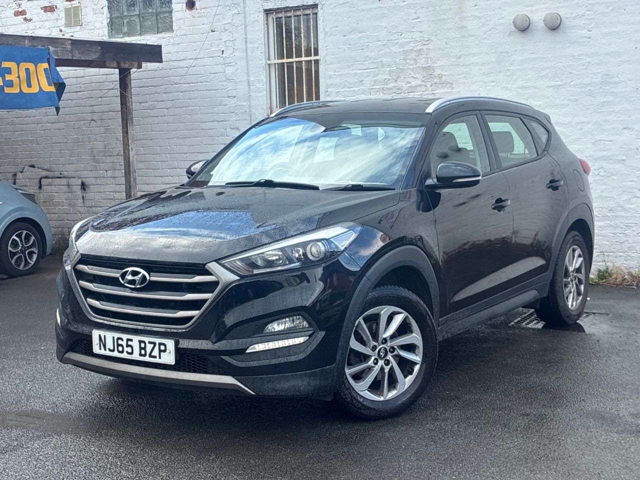 A 2015 HYUNDAI TUCSON 1.7 CRDi Blue Drive SE SUV 5dr Diesel Manual Euro 6 (s/s) (116 ps) MOT UNTI A 2015 HYUNDAI TUCSON 1.7 CRDi Blue Drive SE SUV 5dr Diesel Manual Euro 6 (s/s) (116 ps) MOT UNTI