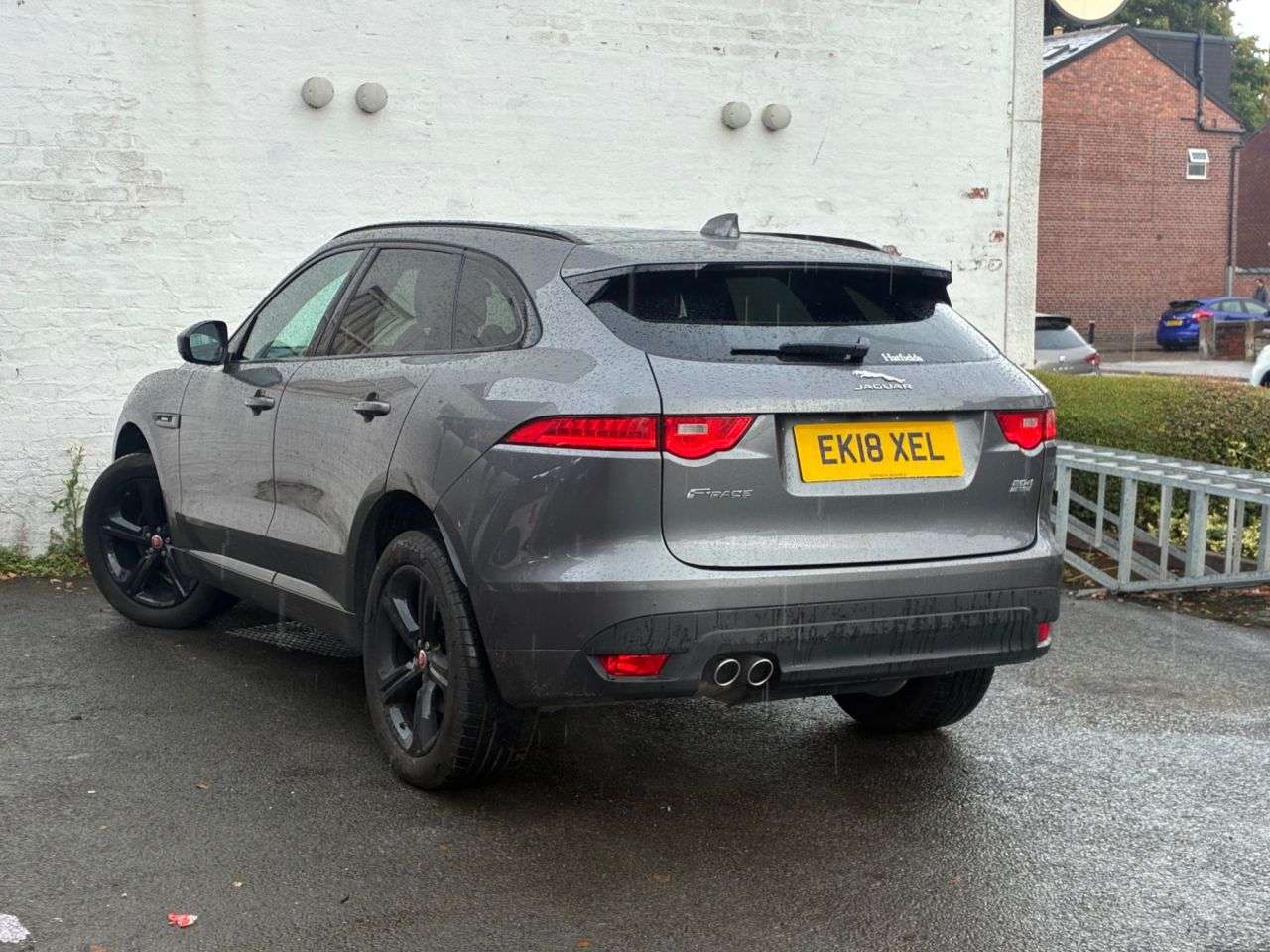 2018 JAGUAR F-PACE 2018 JAGUAR F-PACE