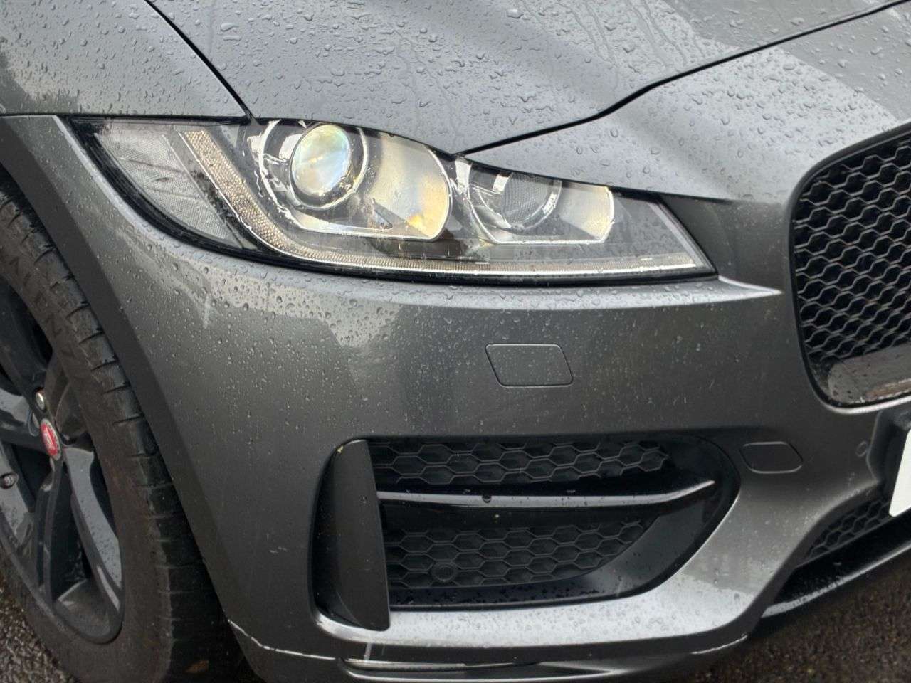 2018 JAGUAR F-PACE 2018 JAGUAR F-PACE