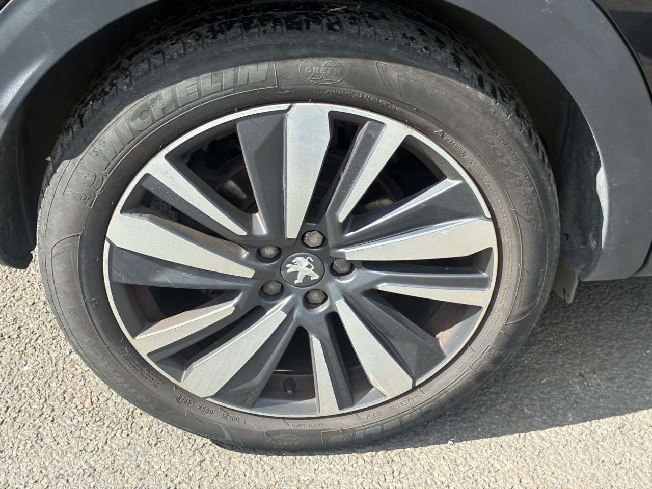 2019 PEUGEOT 3008 2019 PEUGEOT 3008