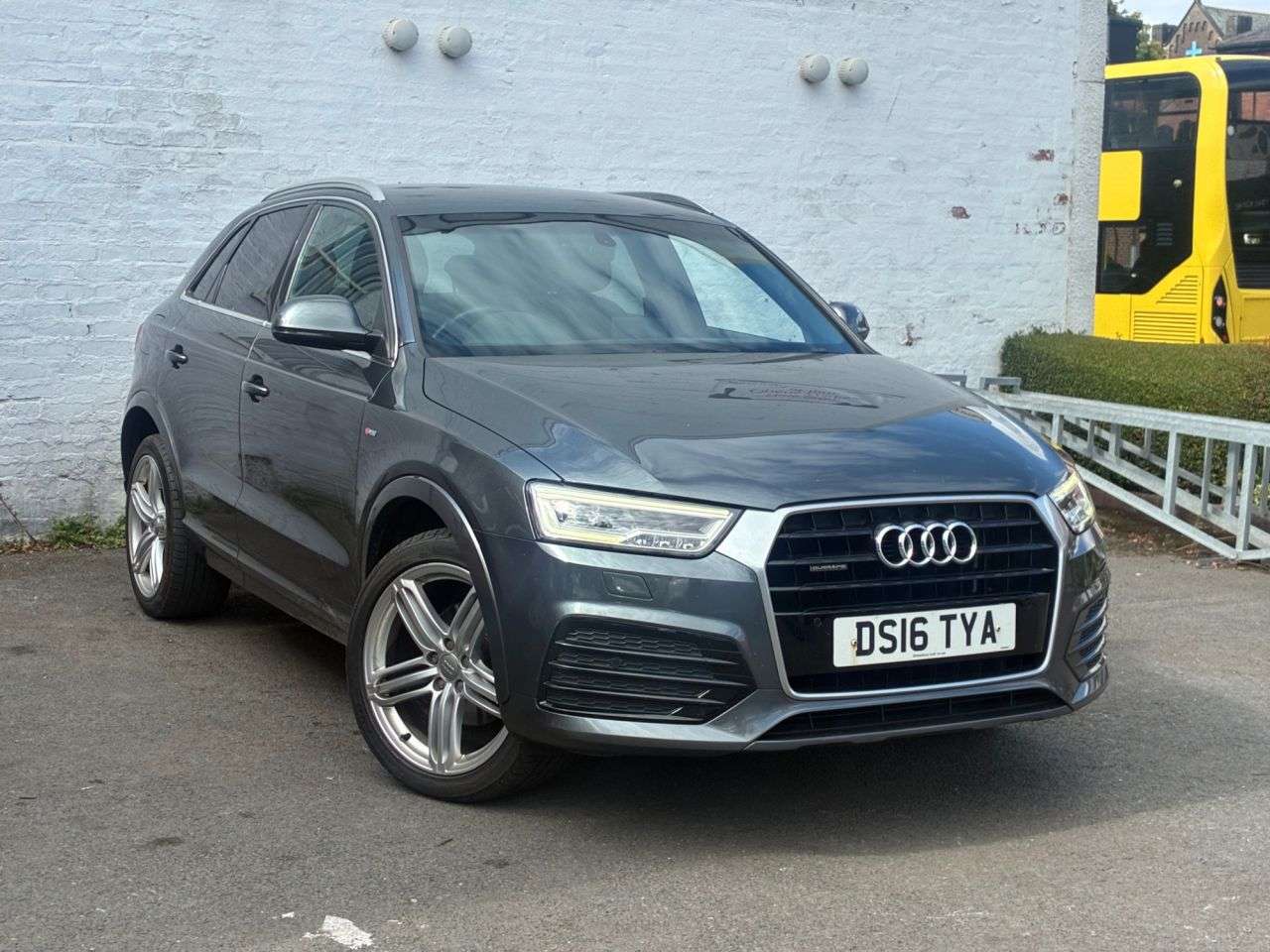 A 2016 AUDI Q3 2.0 TDI S line Plus SUV 5dr Diesel Manual quattro Euro 6 (s/s) (150 ps) NEW A 2016 AUDI Q3 2.0 TDI S line Plus SUV 5dr Diesel Manual quattro Euro 6 (s/s) (150 ps) NEW