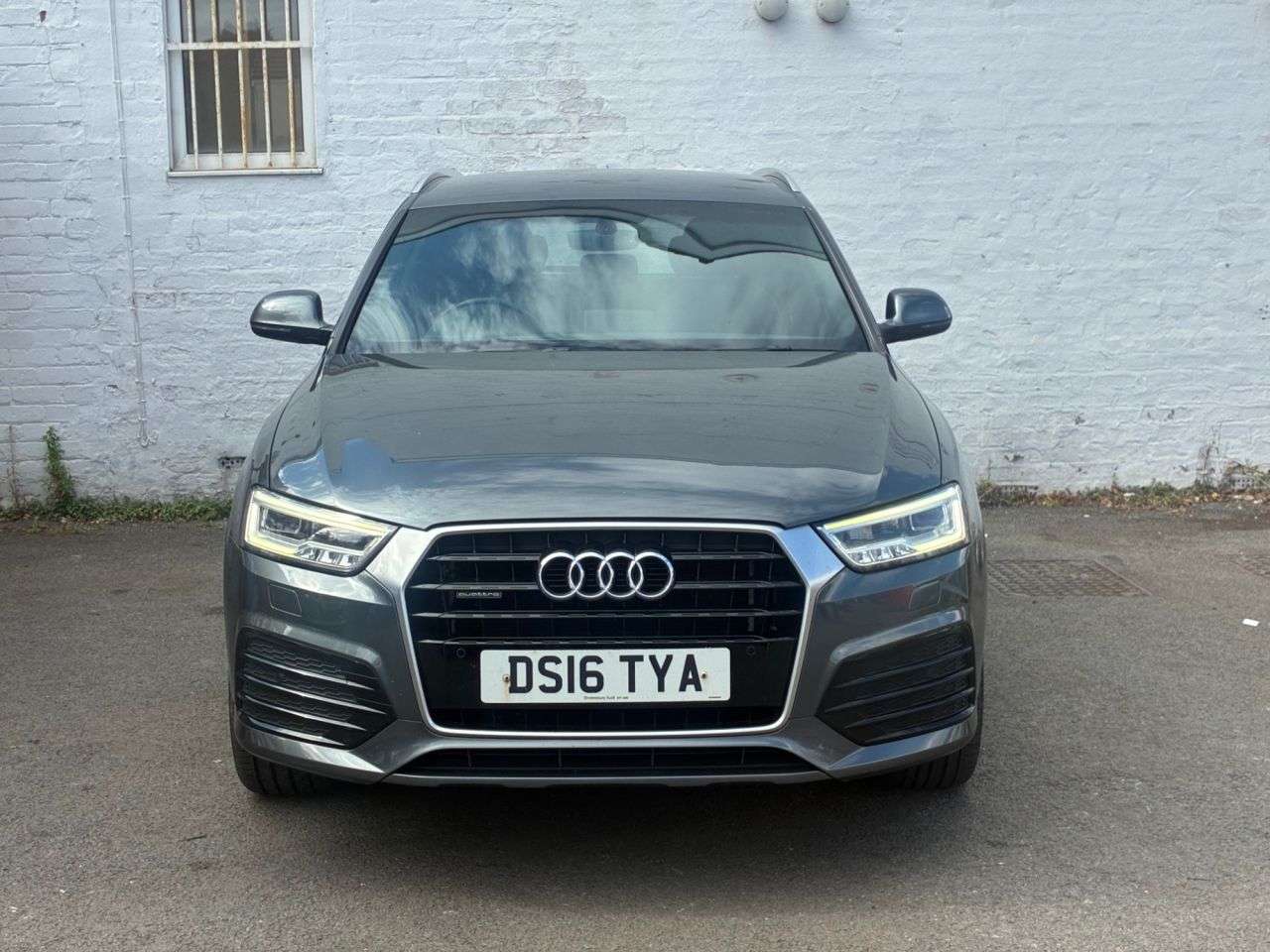 A 2016 AUDI Q3 2.0 TDI S line Plus SUV 5dr Diesel Manual quattro Euro 6 (s/s) (150 ps) NEW A 2016 AUDI Q3 2.0 TDI S line Plus SUV 5dr Diesel Manual quattro Euro 6 (s/s) (150 ps) NEW