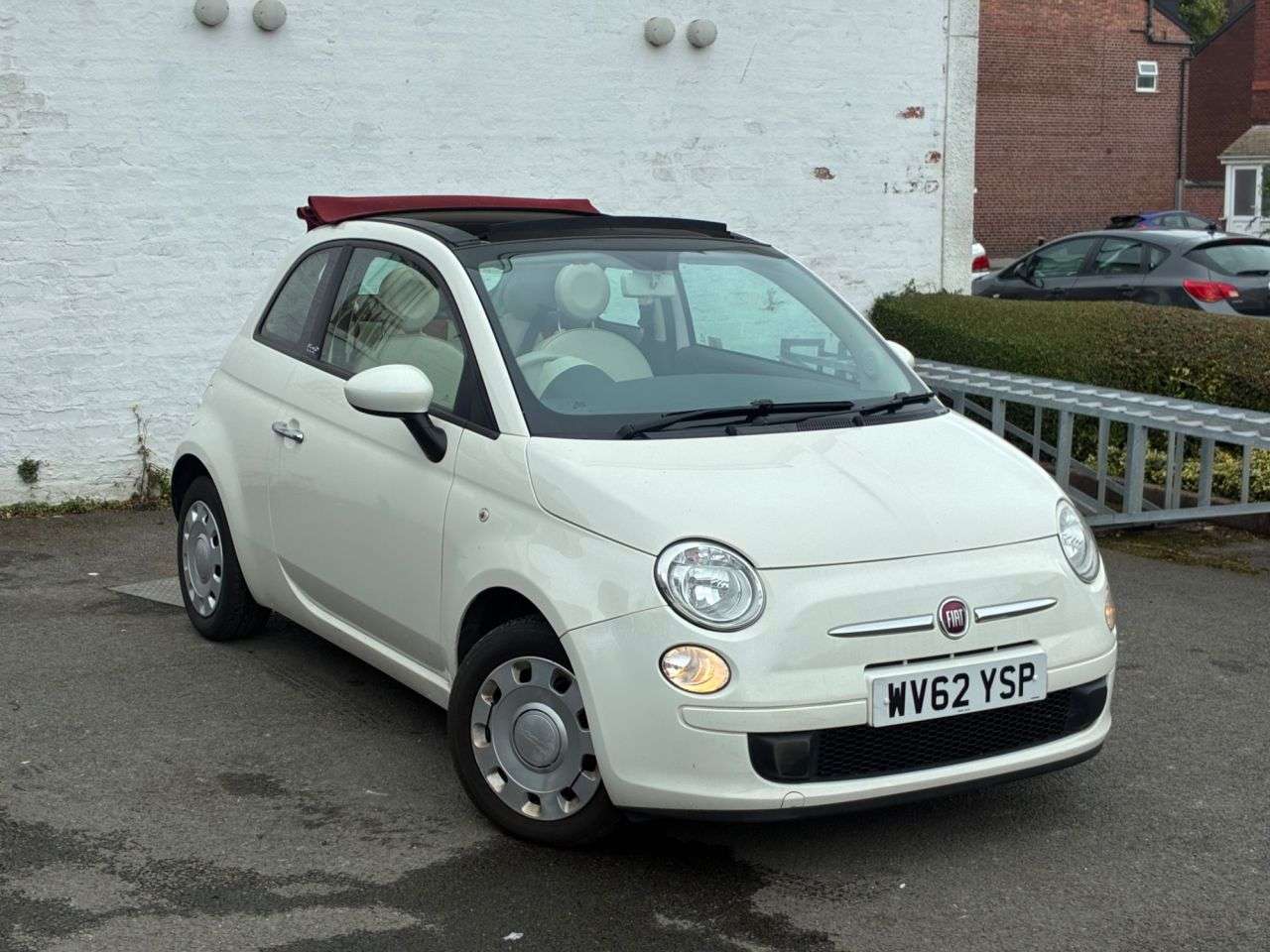 A 2012 FIAT 500C 1.2 Pop Convertible 2dr Petrol Auto Euro 5 (69 bhp) NEW GEARBOX AND CLUTCH A 2012 FIAT 500C 1.2 Pop Convertible 2dr Petrol Auto Euro 5 (69 bhp) NEW GEARBOX AND CLUTCH